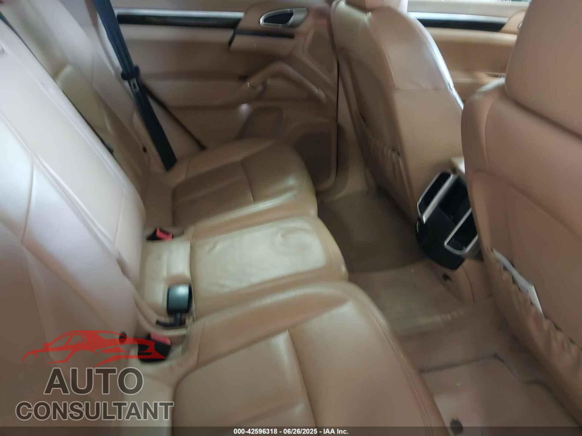 PORSCHE CAYENNE 2012 - WP1AA2A21CLA04170