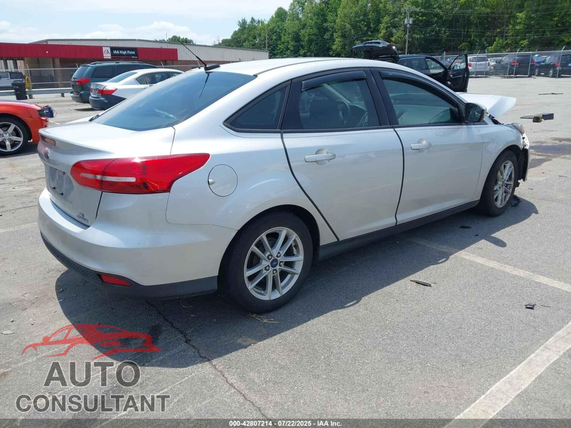FORD FOCUS 2015 - 1FADP3F21FL353772