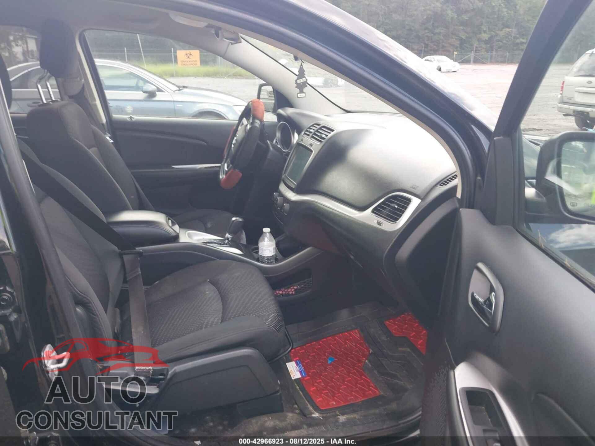 DODGE JOURNEY 2017 - 3C4PDCBB1HT612015