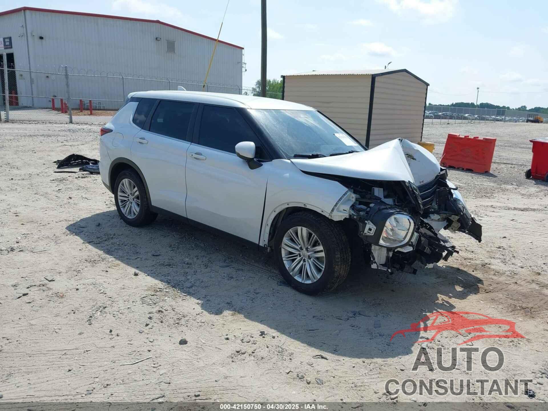MITSUBISHI OUTLANDER 2023 - JA4J3UA82PZ025246