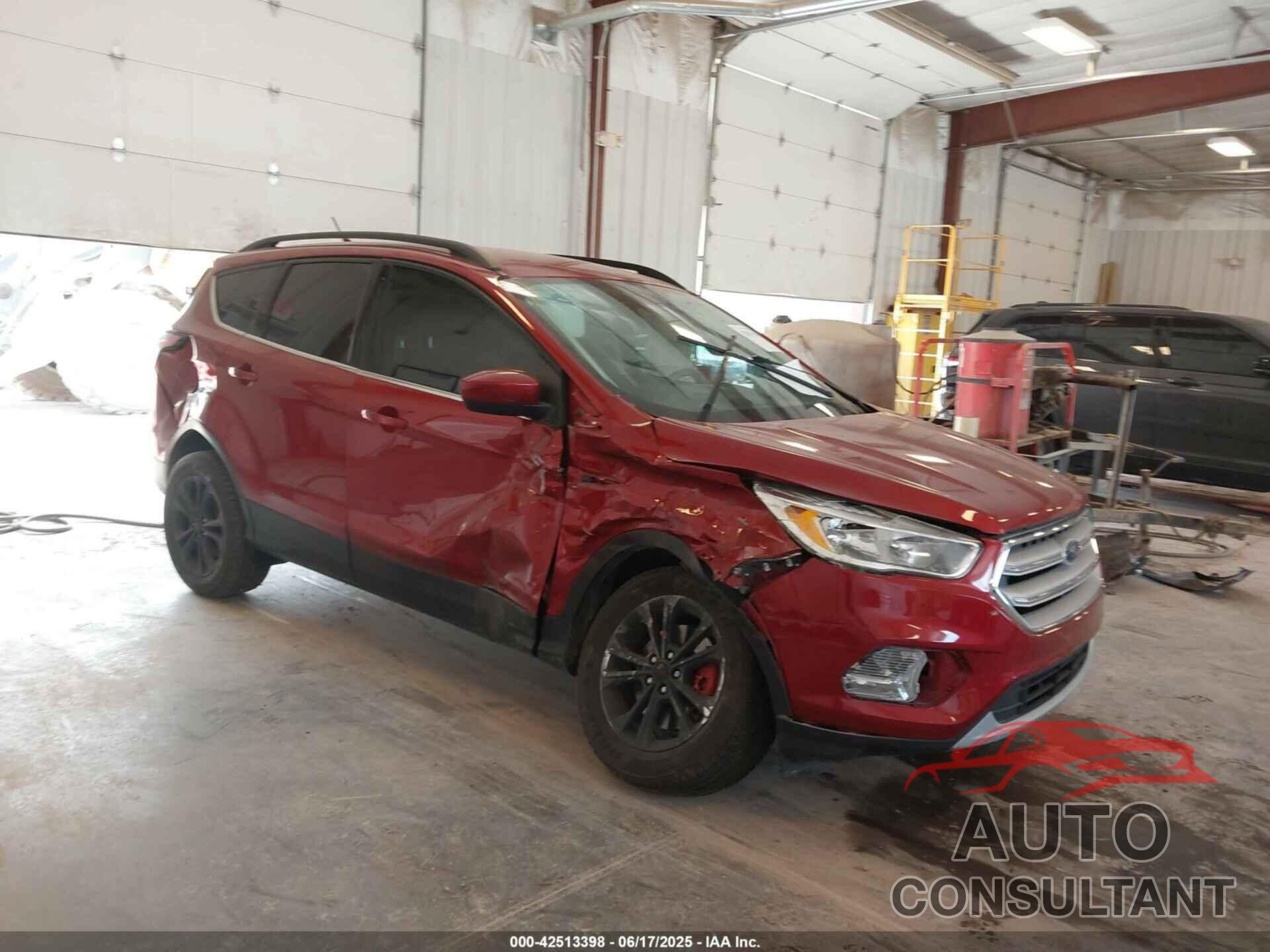FORD ESCAPE 2018 - 1FMCU9GD5JUA53815