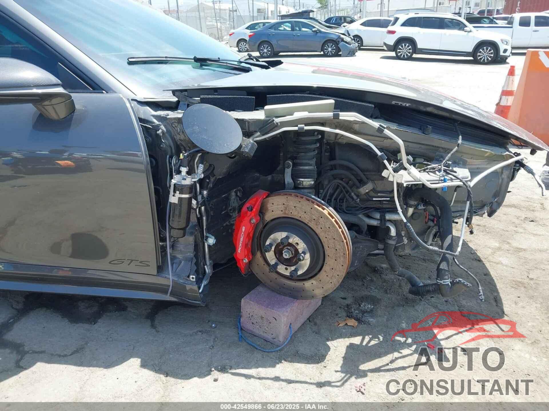 PORSCHE 911 2024 - WP0AB2A99RS221007