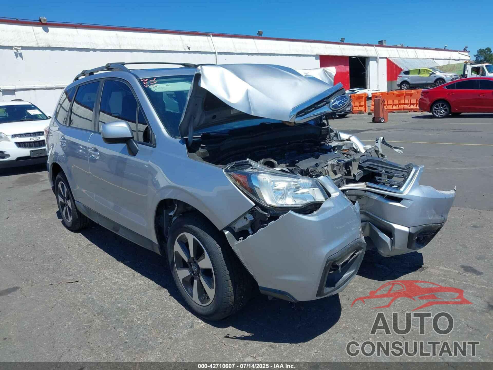 SUBARU FORESTER 2017 - JF2SJAEC0HH438532