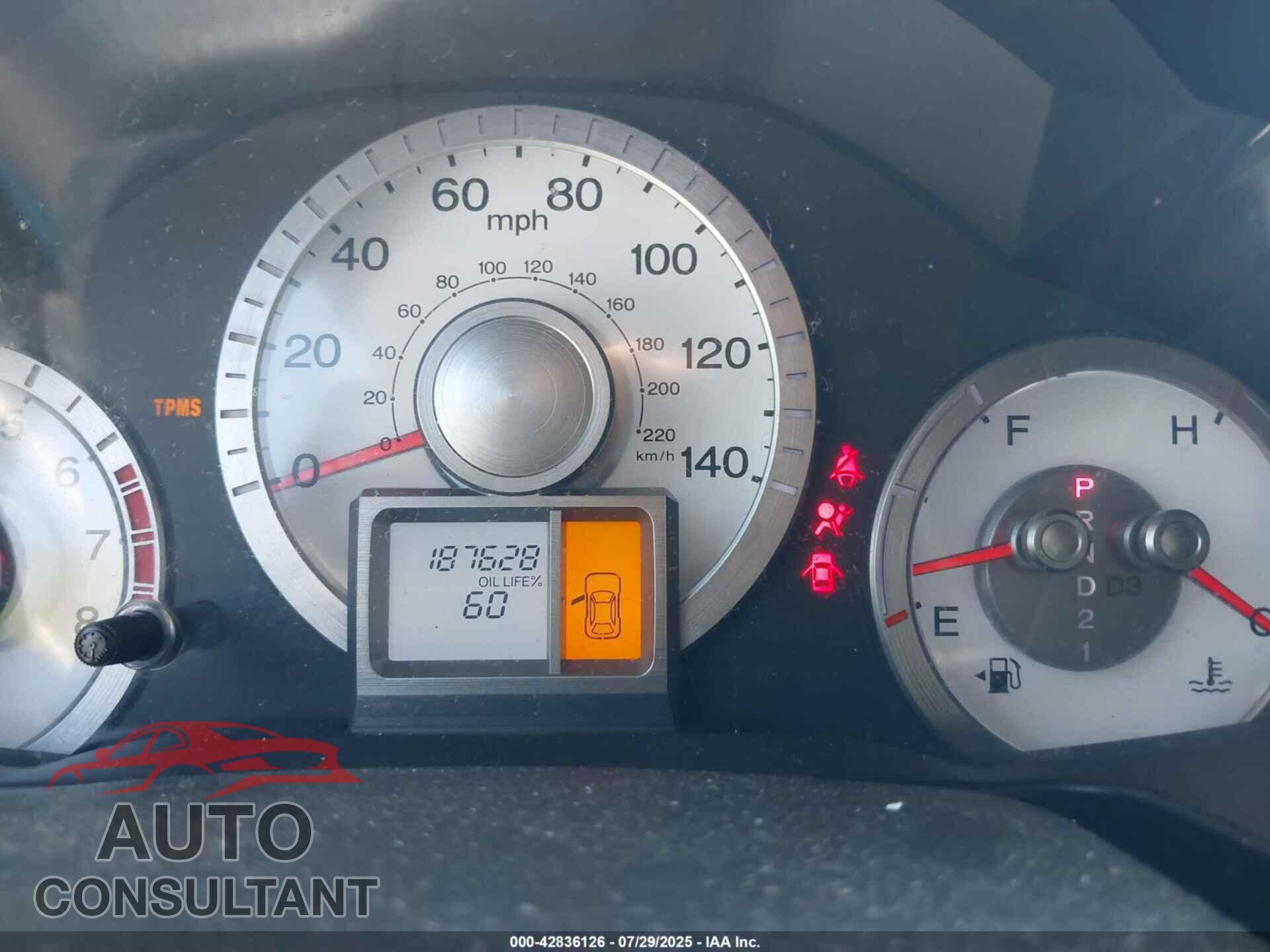 HONDA PILOT 2011 - 5FNYF3H23BB008557