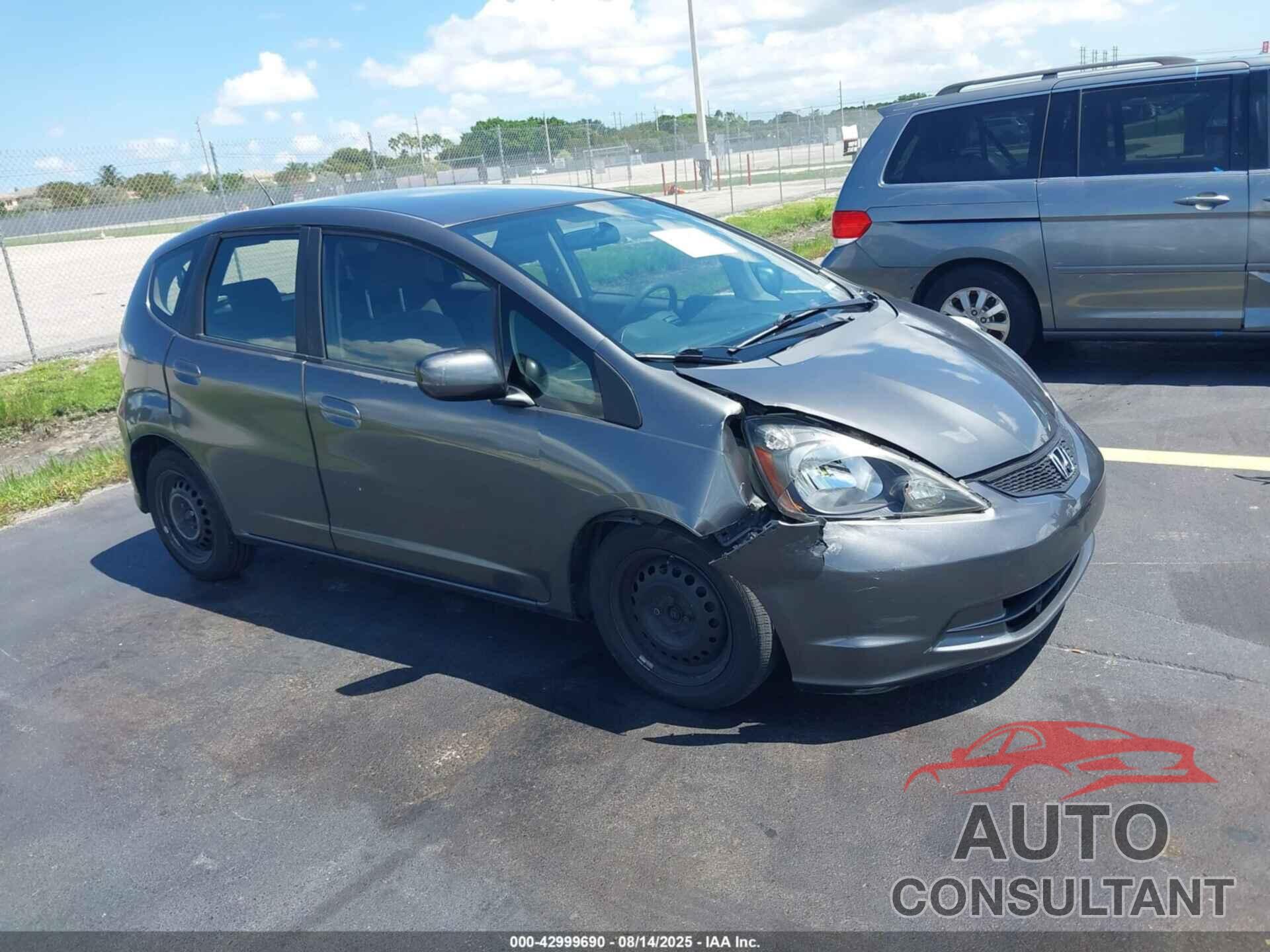HONDA FIT 2013 - JHMGE8H34DC004018