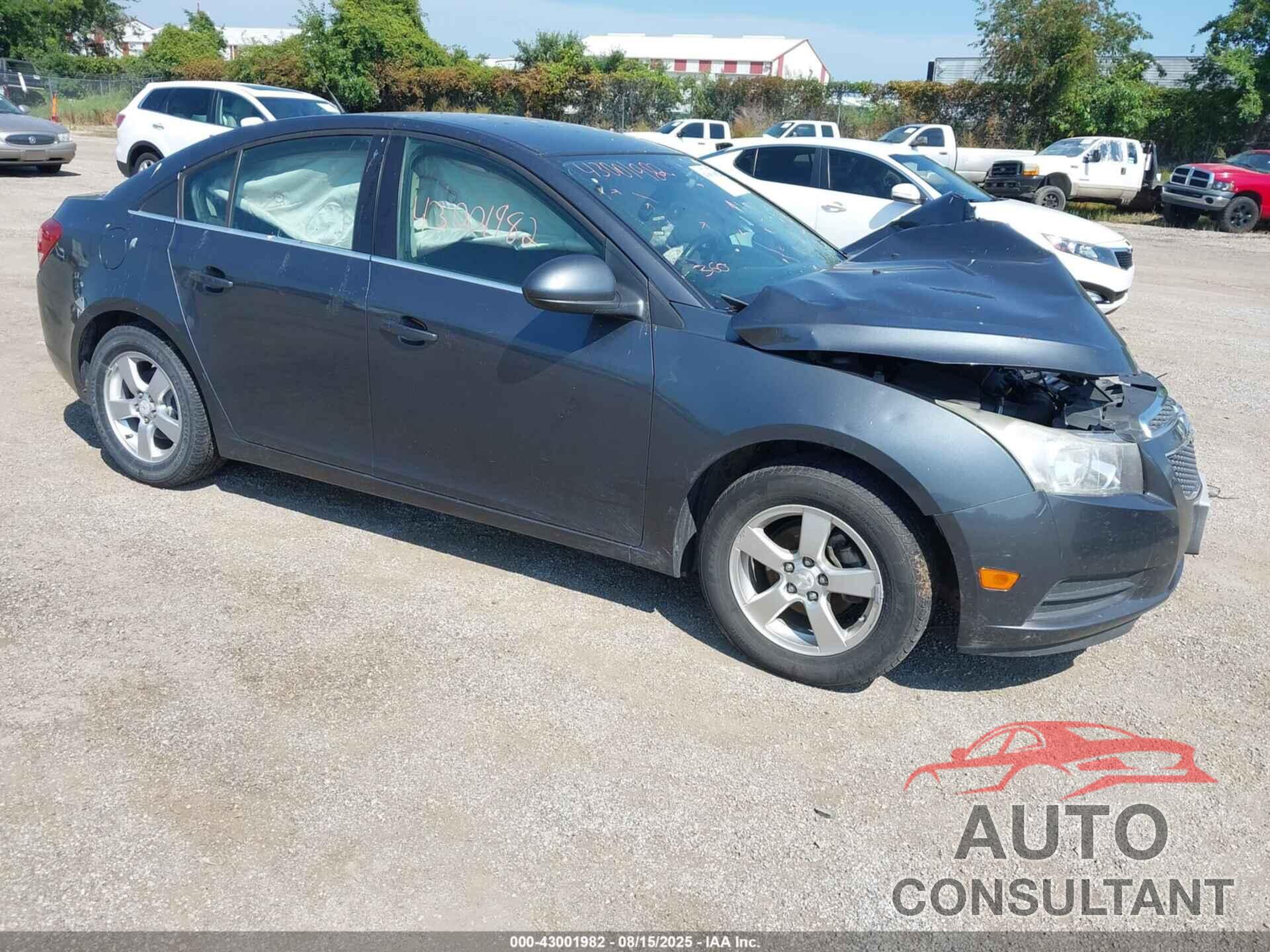CHEVROLET CRUZE 2013 - 1G1PC5SB6D7200341