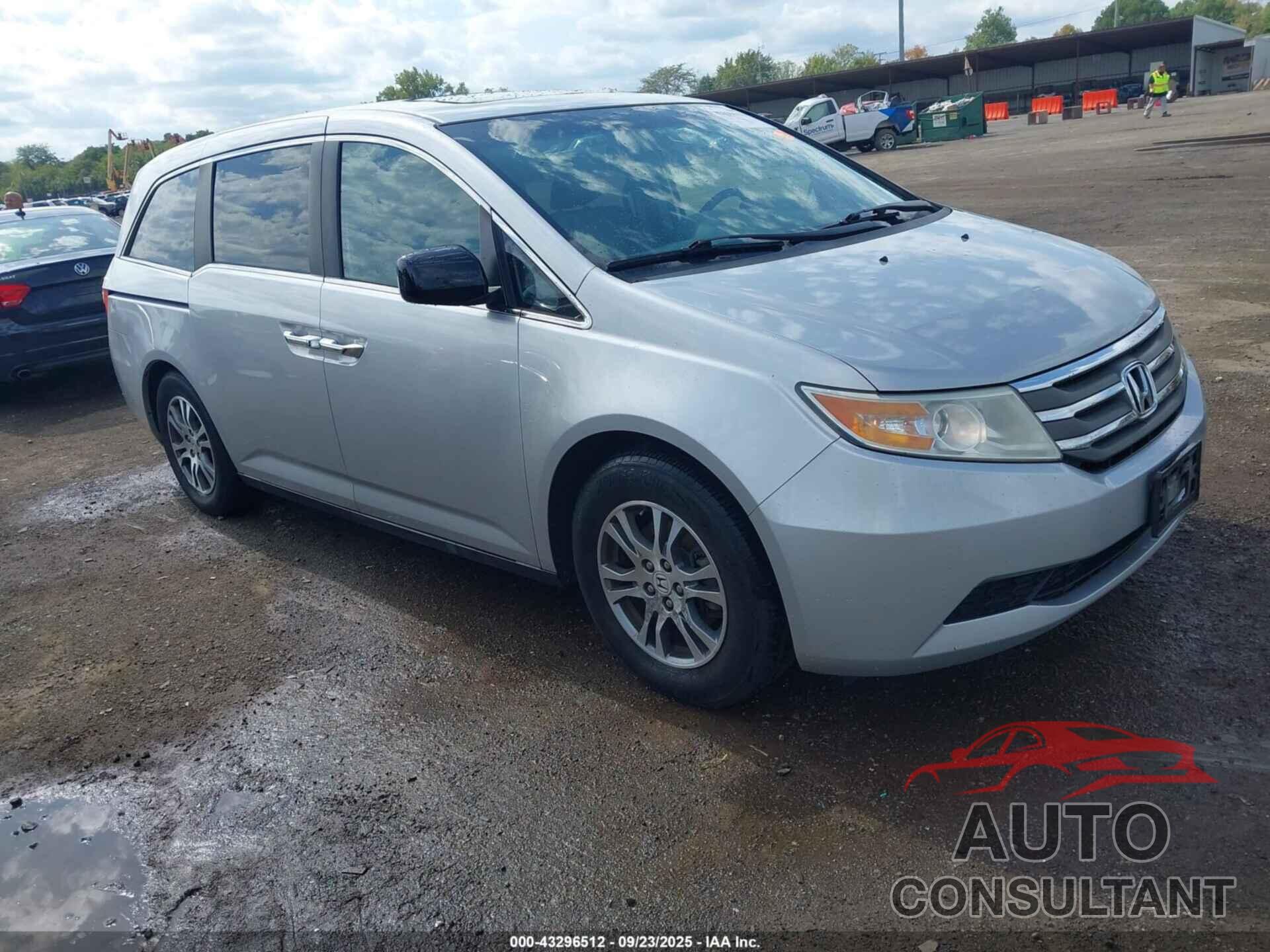 HONDA ODYSSEY 2012 - 5FNRL5H69CB090131