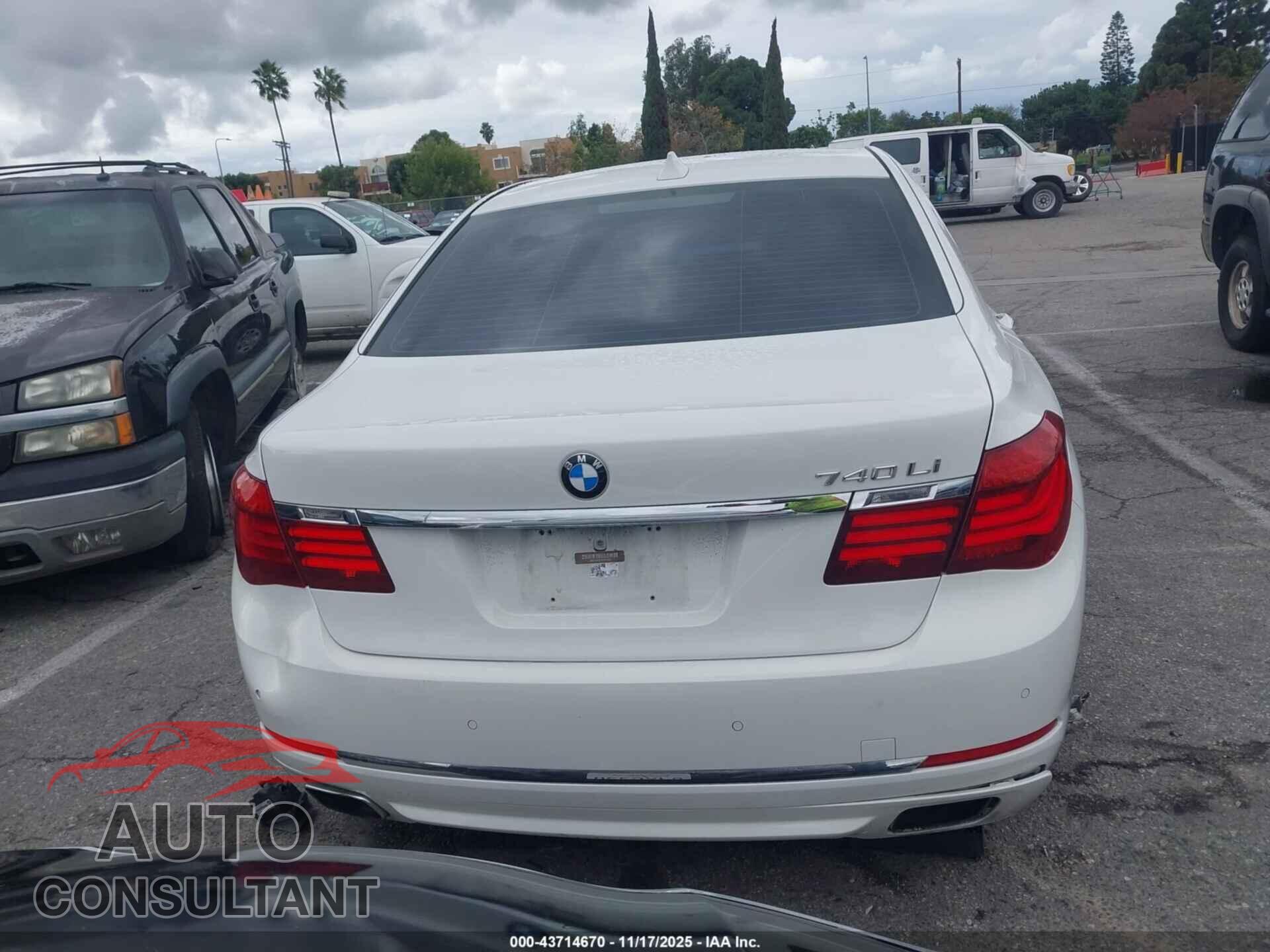 BMW 740LI 2013 - WBAYE4C57DD137273