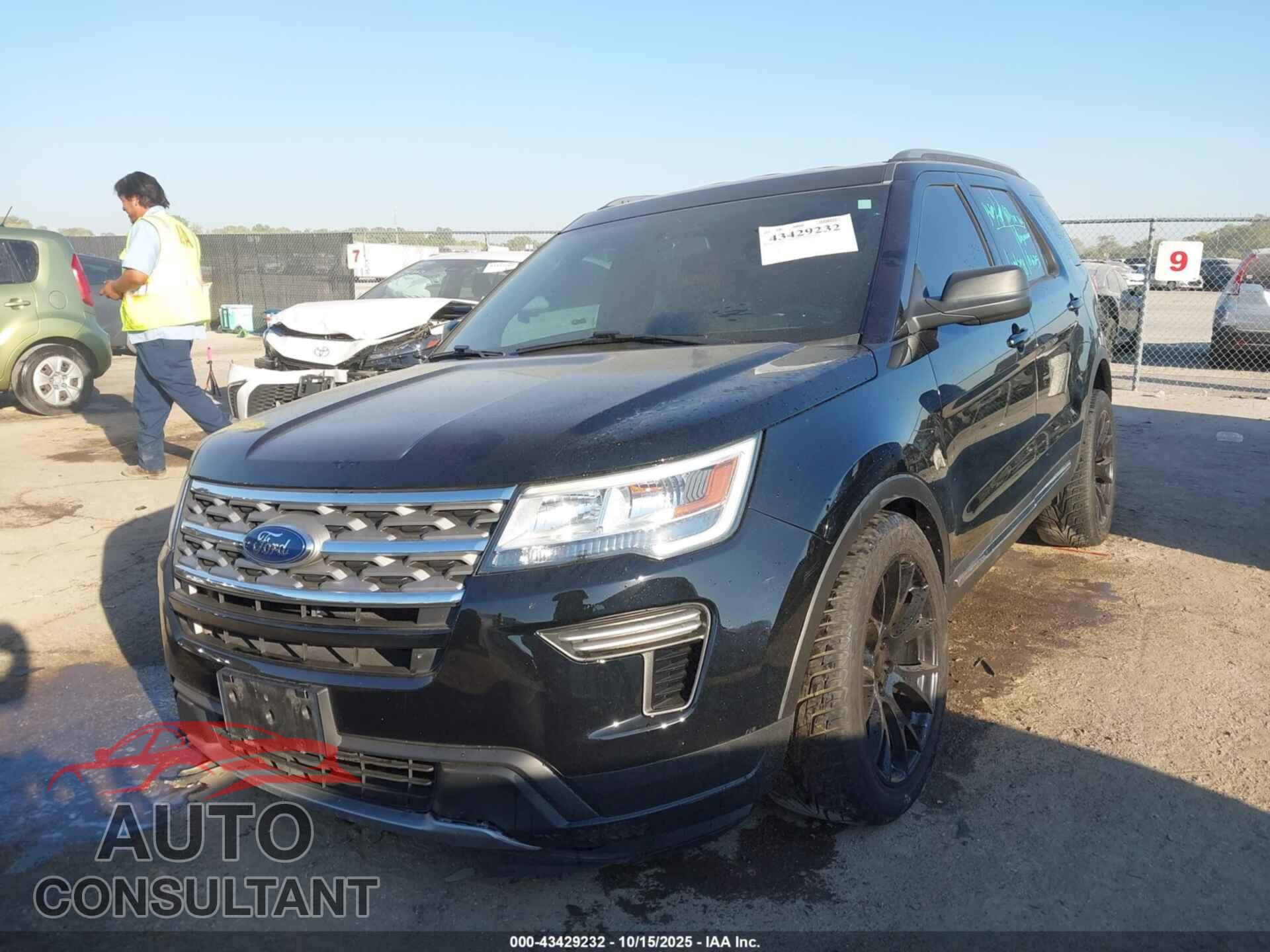 FORD EXPLORER 2018 - 1FM5K7D87JGB77576