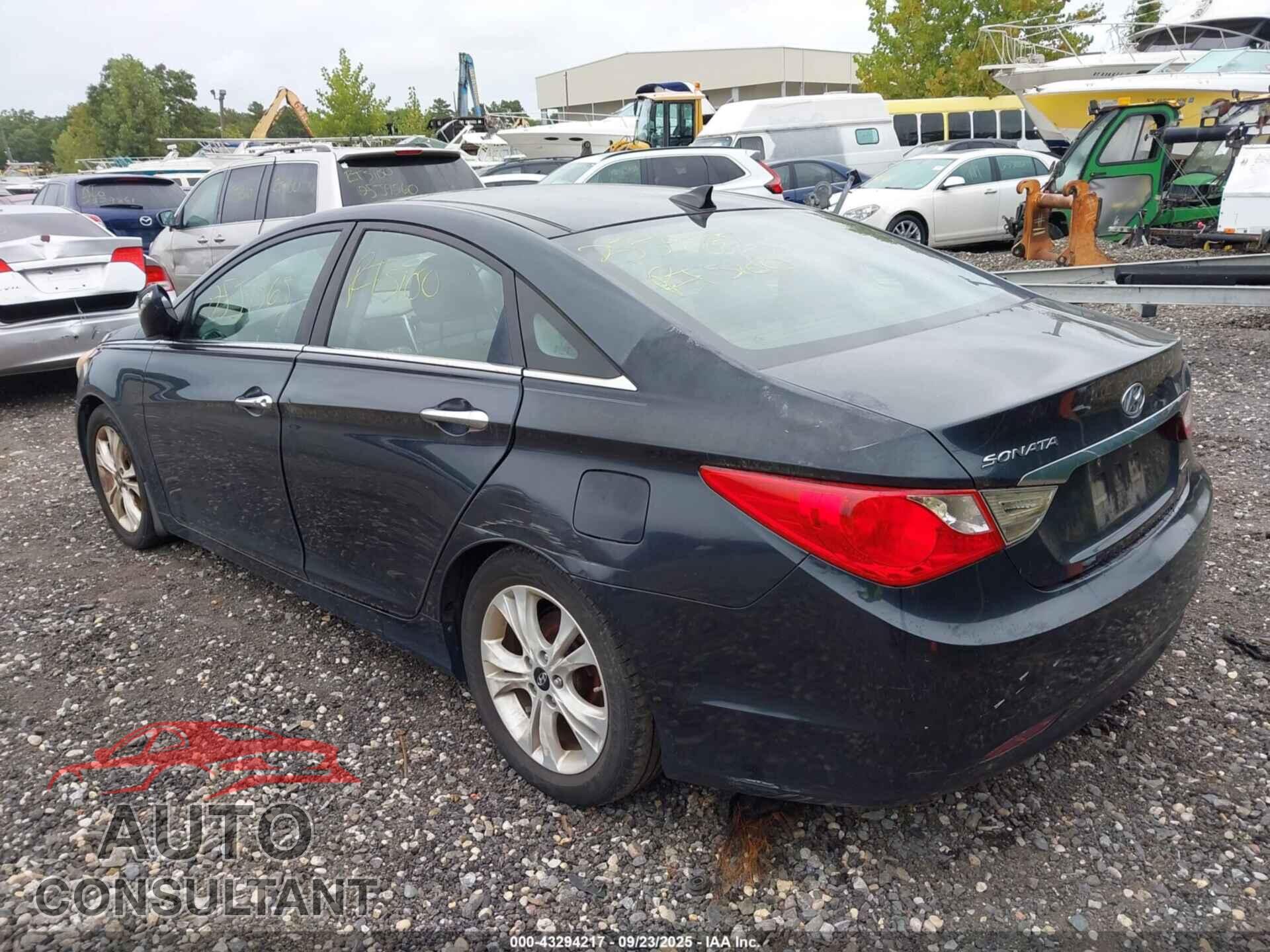 HYUNDAI SONATA 2013 - 5NPEC4AC7DH511971