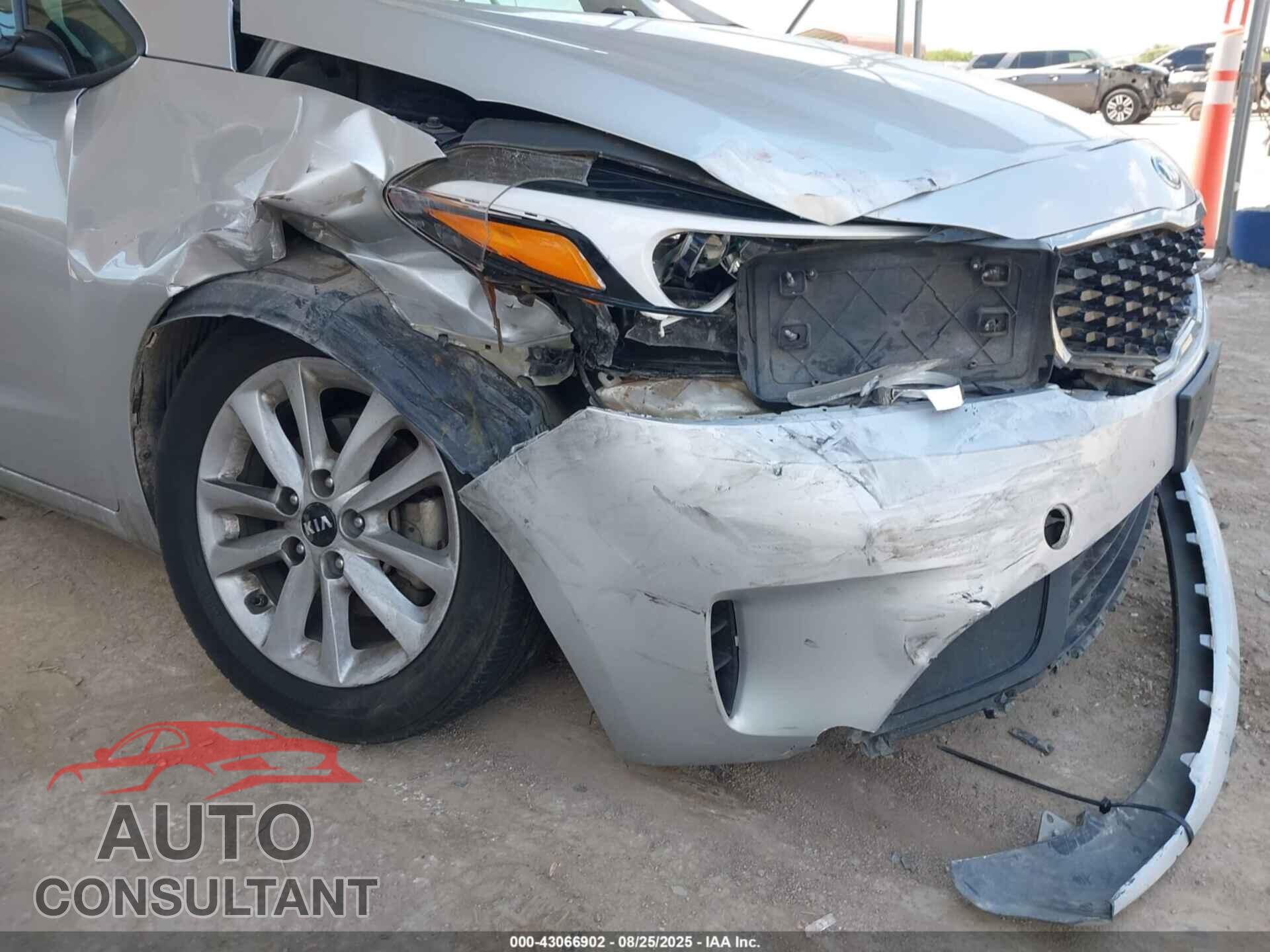 KIA FORTE 2017 - 3KPFL4A75HE015441