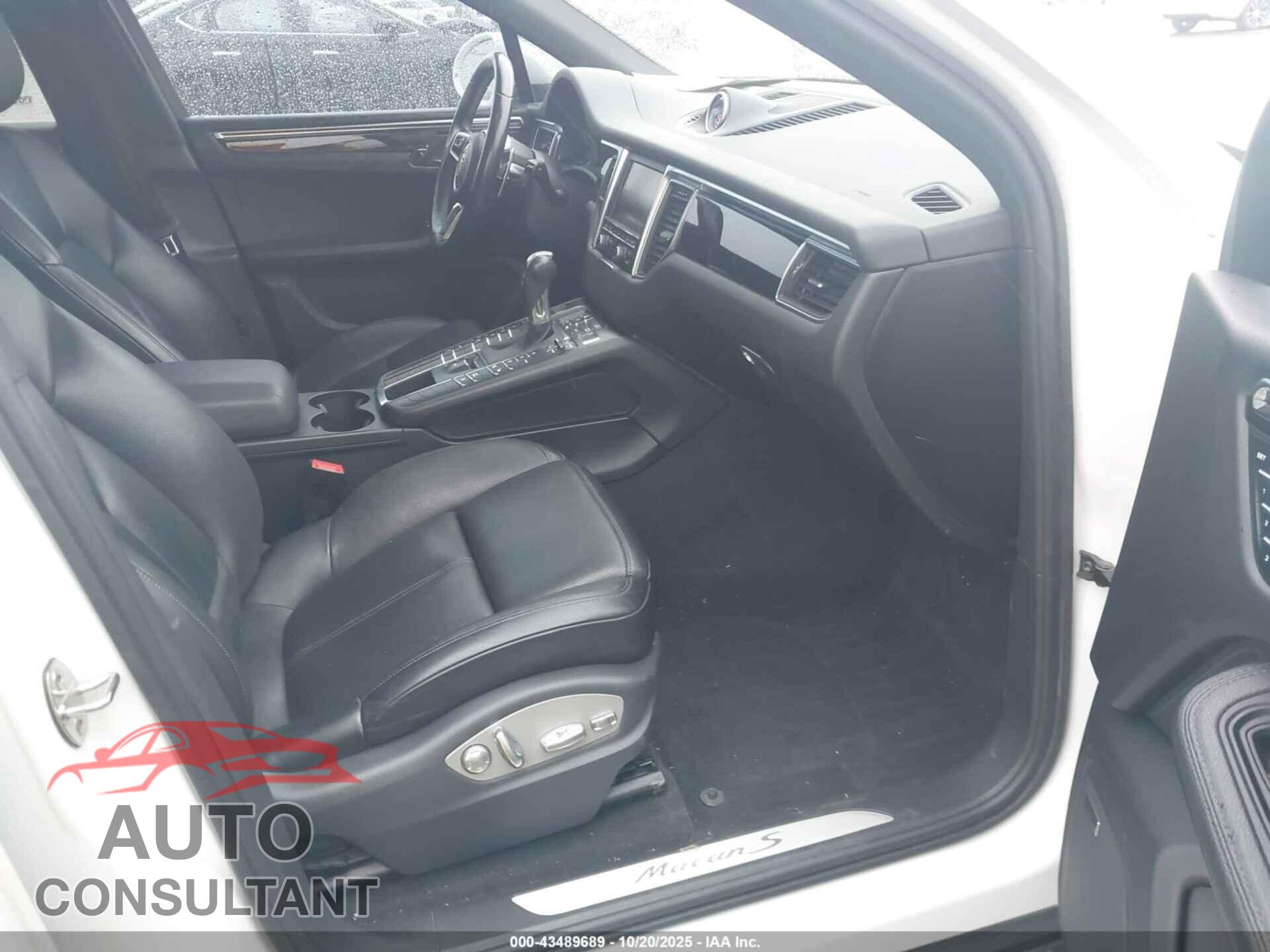 PORSCHE MACAN 2015 - WP1AB2A57FLB64405