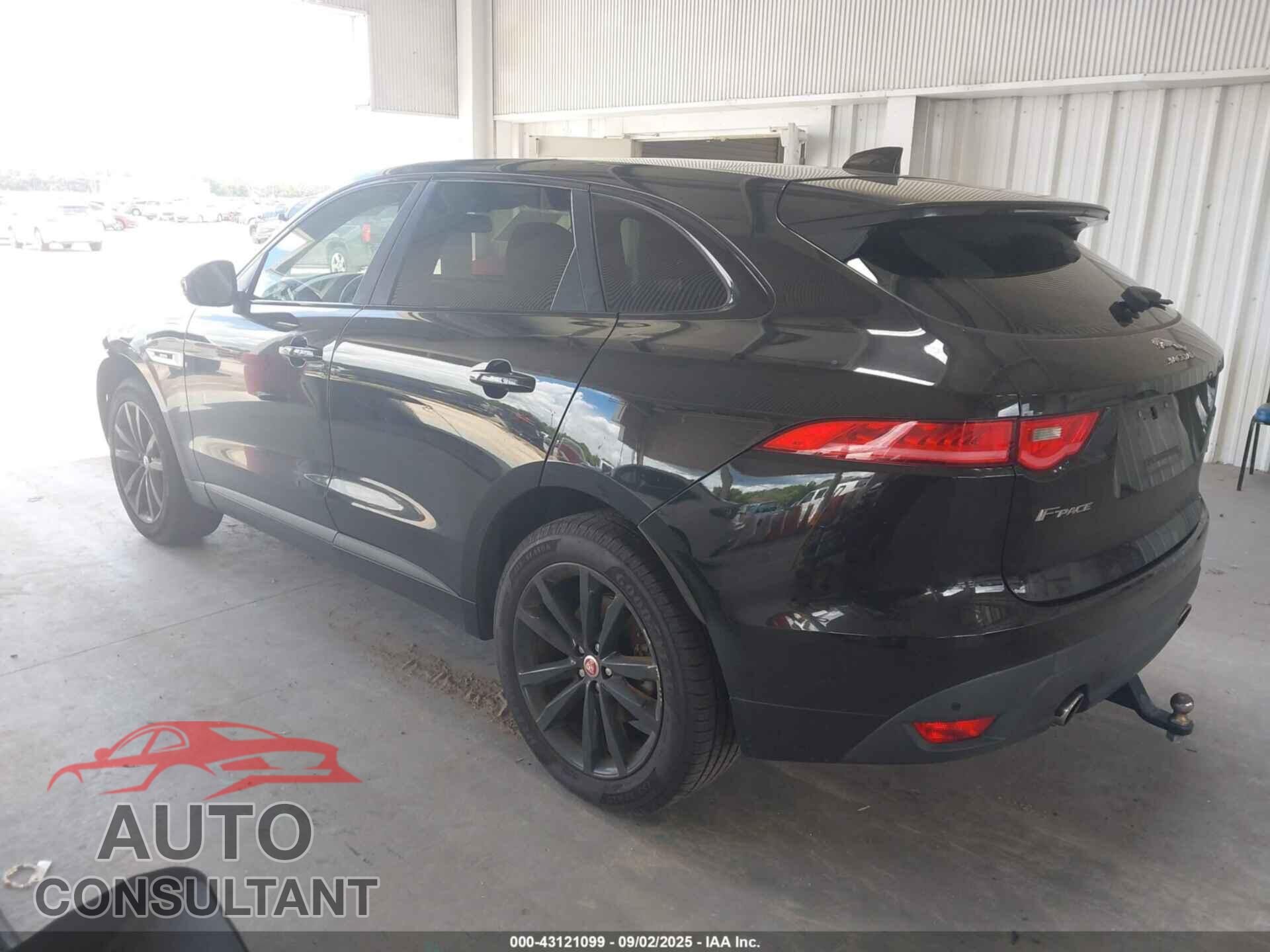 JAGUAR F-PACE 2017 - SADCL2BV2HA046965