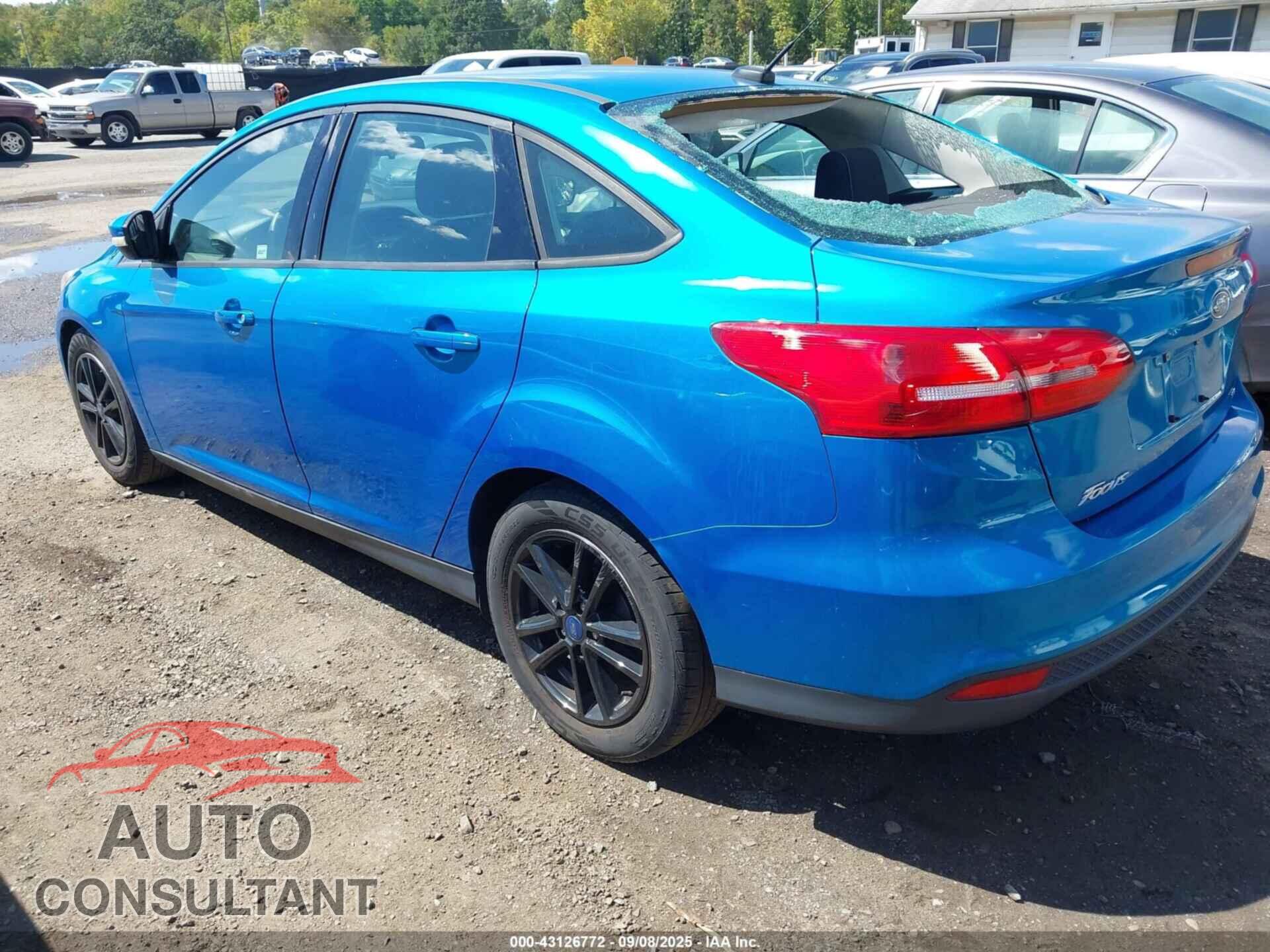 FORD FOCUS 2015 - 1FADP3F23FL252152