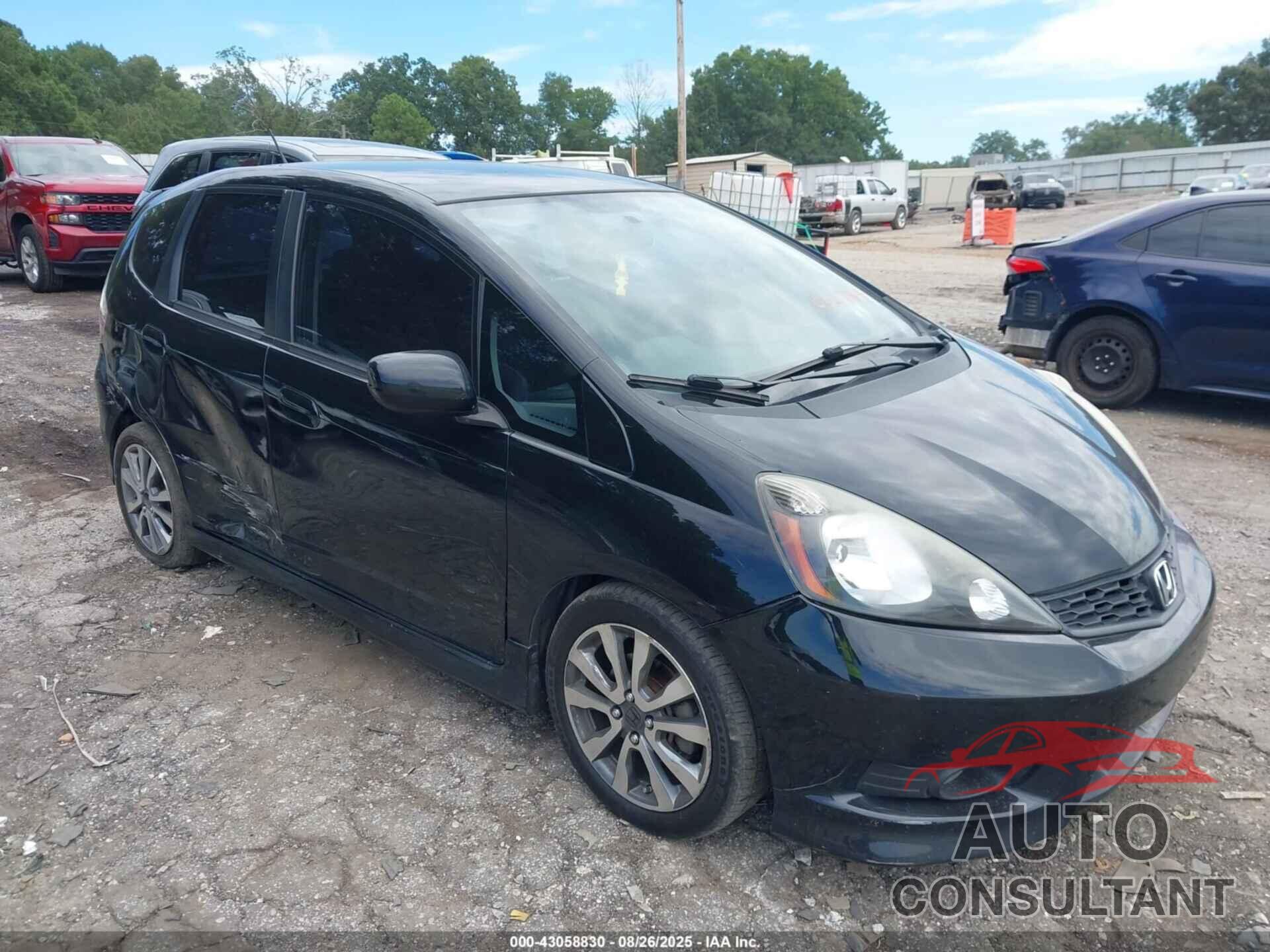 HONDA FIT 2013 - JHMGE8H53DC062784