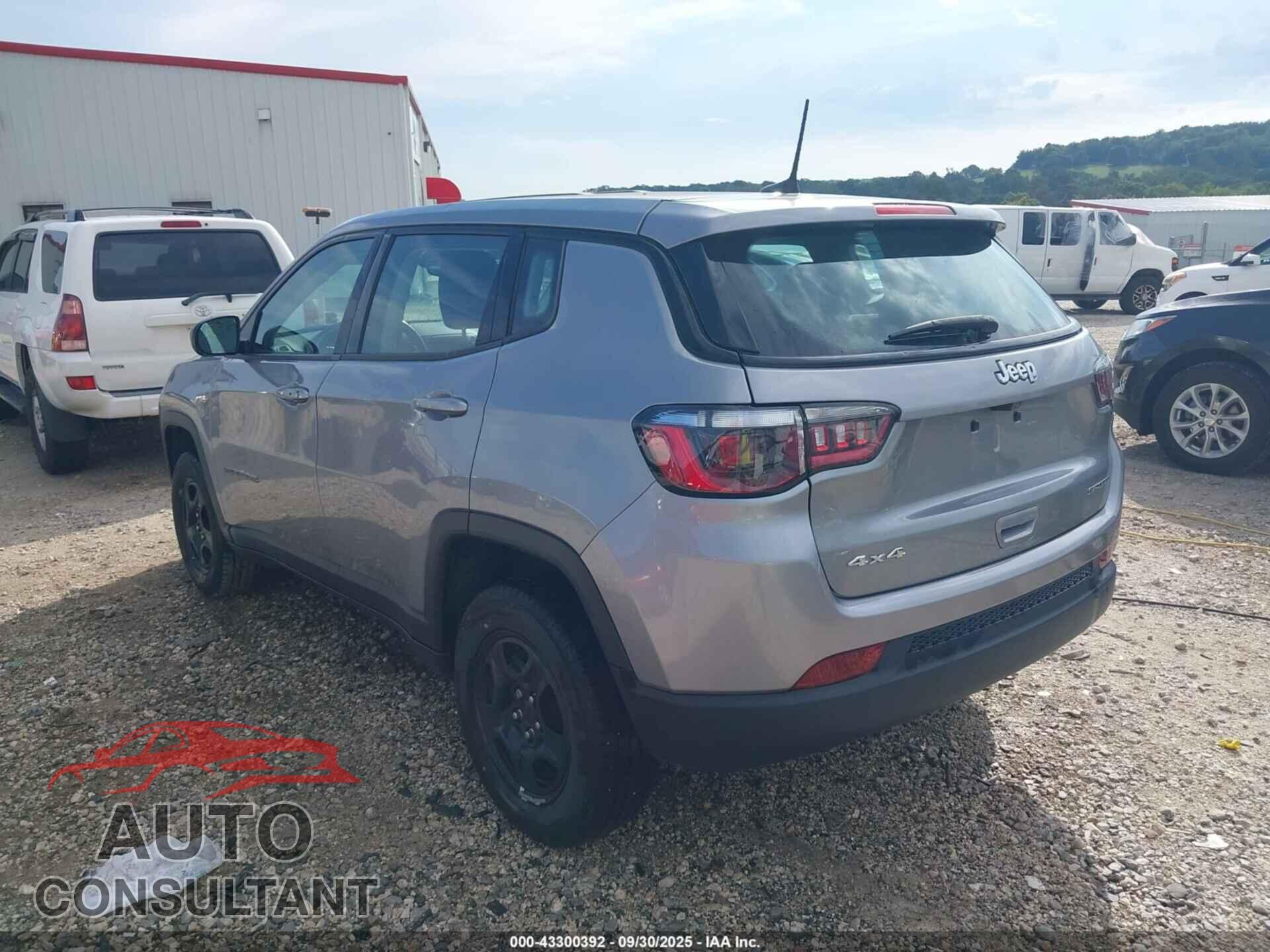 JEEP COMPASS 2020 - 3C4NJDAB4LT256661