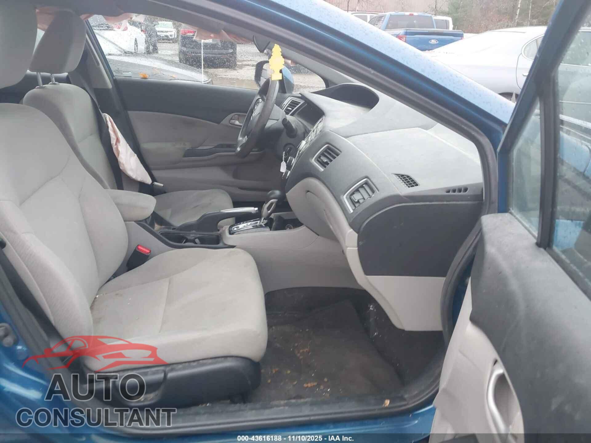 HONDA CIVIC 2013 - 2HGFB2F54DH539193
