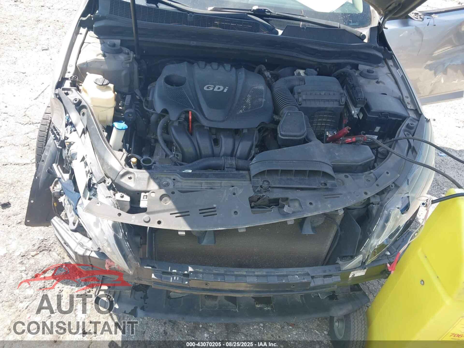 KIA OPTIMA 2015 - 5XXGM4A71FG367065