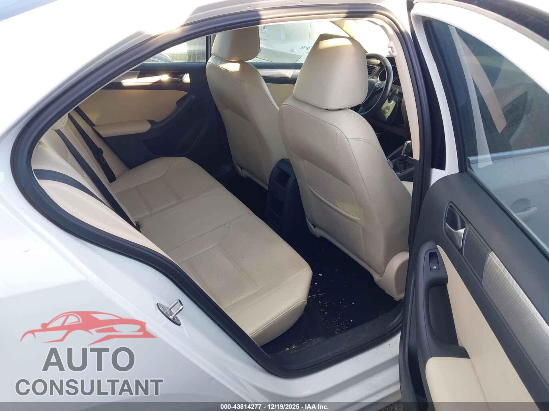 VOLKSWAGEN JETTA 2017 - 3VWDB7AJ1HM353784