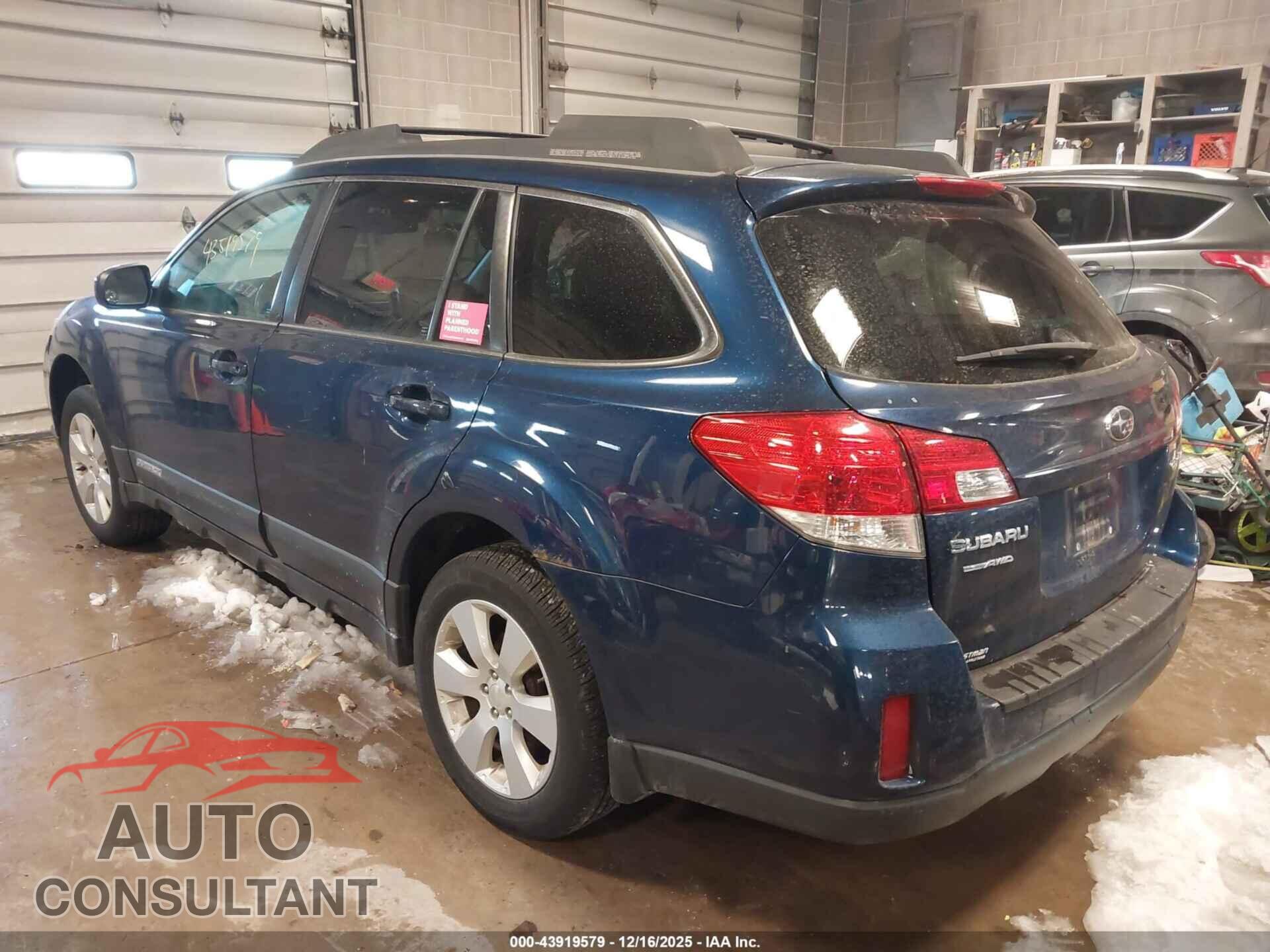 SUBARU OUTBACK 2011 - 4S4BRCCC3B3312154