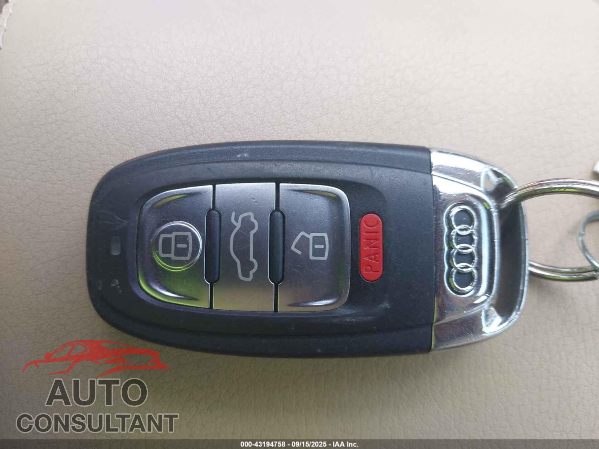 AUDI A4 2013 - WAUBFAFL7DN032951
