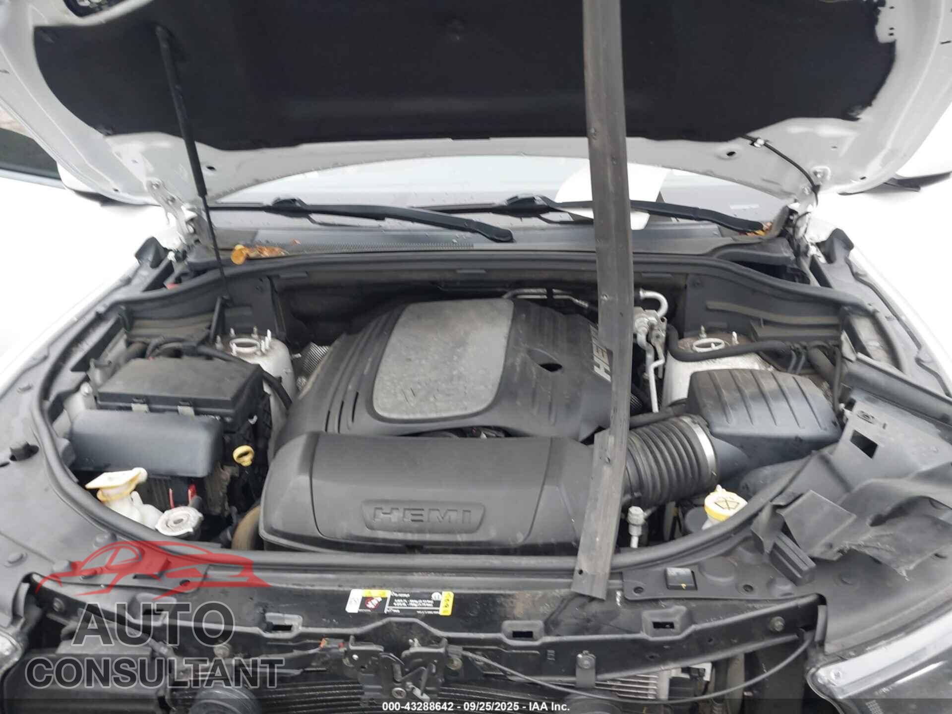 DODGE DURANGO 2018 - 1C4SDJCT4JC381005