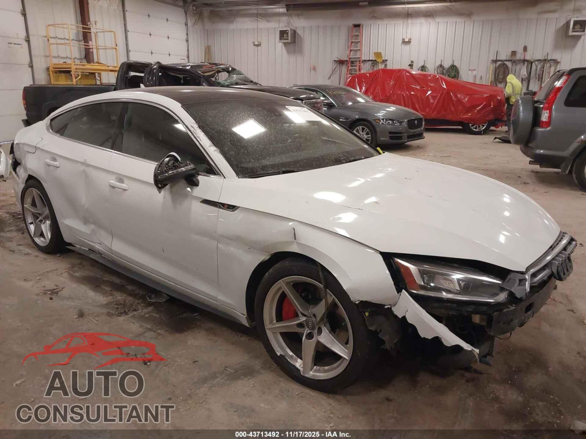 AUDI A5 2018 - WAUENCF55JA095661