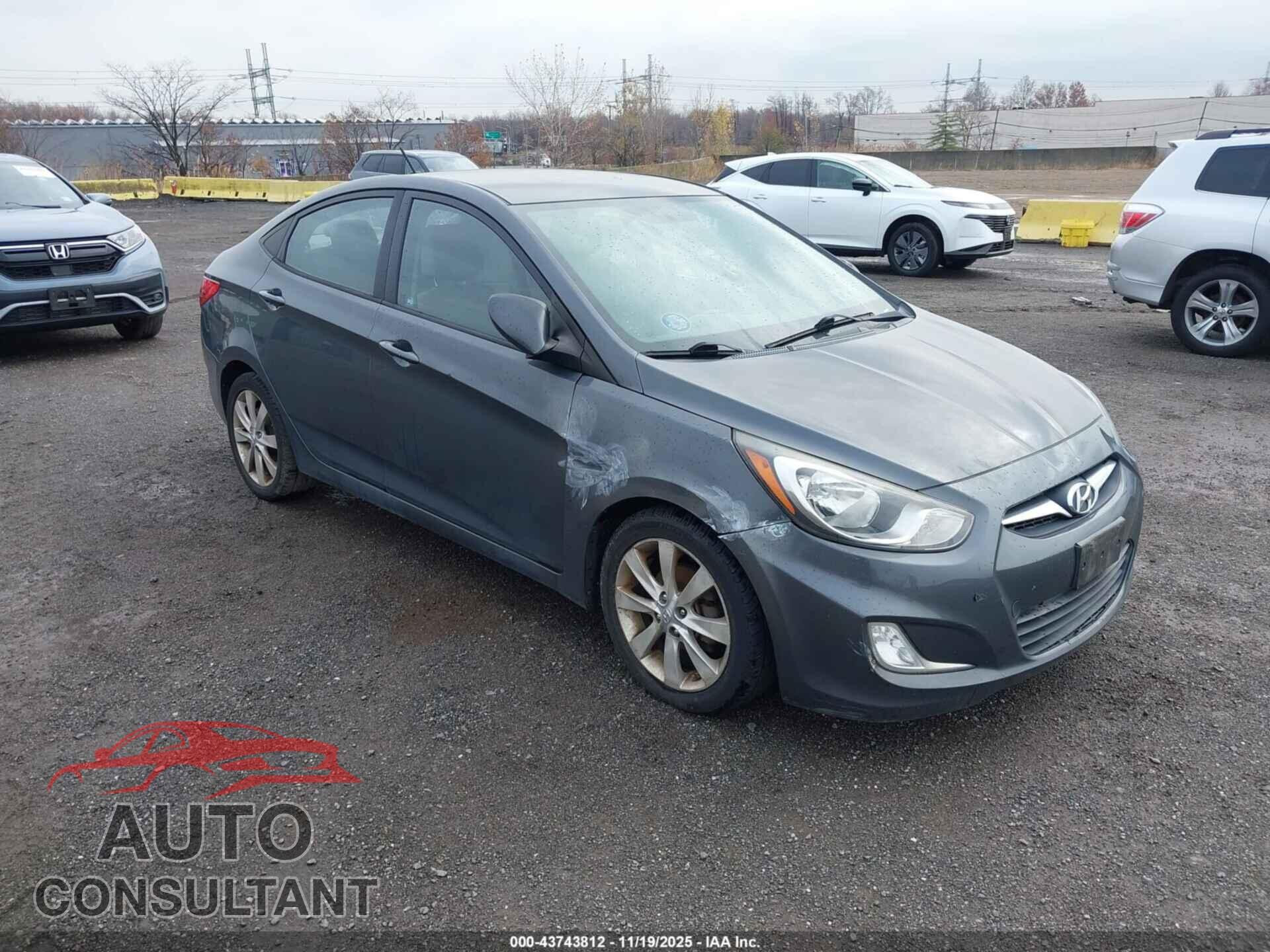 HYUNDAI ACCENT 2012 - KMHCU4AE2CU072149
