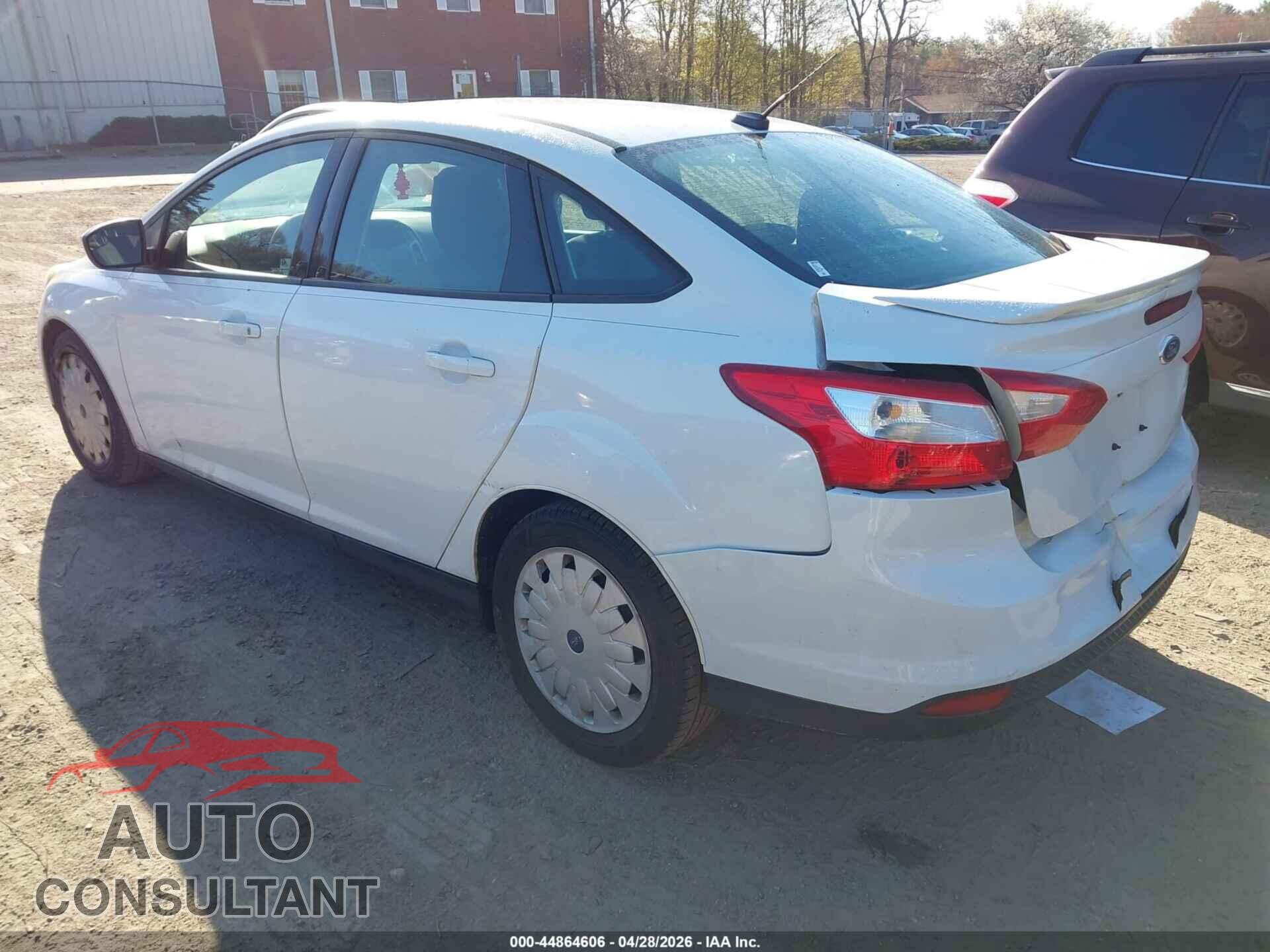 FORD FOCUS 2012 - 1FAHP3F26CL351397