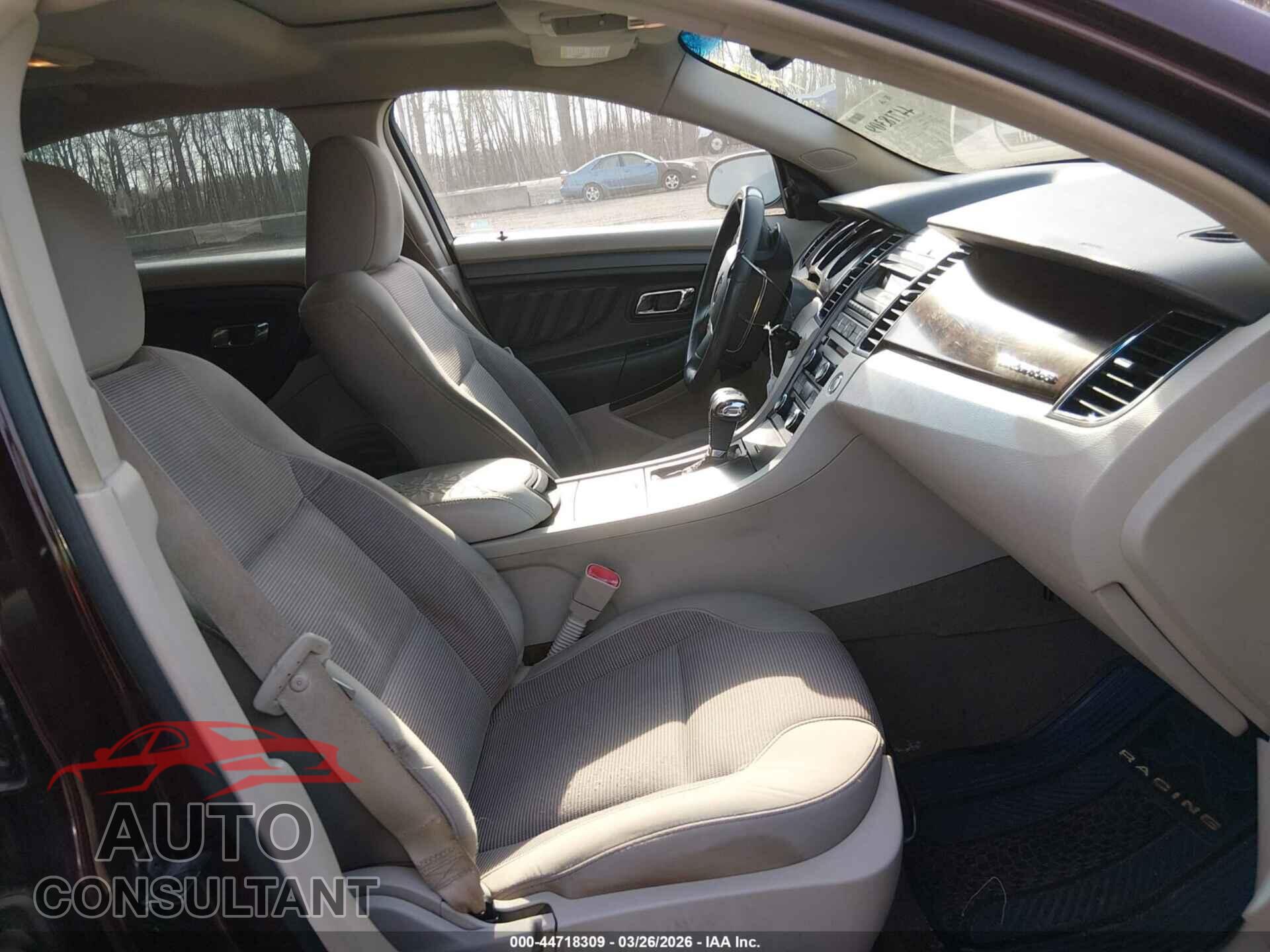 FORD TAURUS 2011 - 1FAHP2EW5BG105429