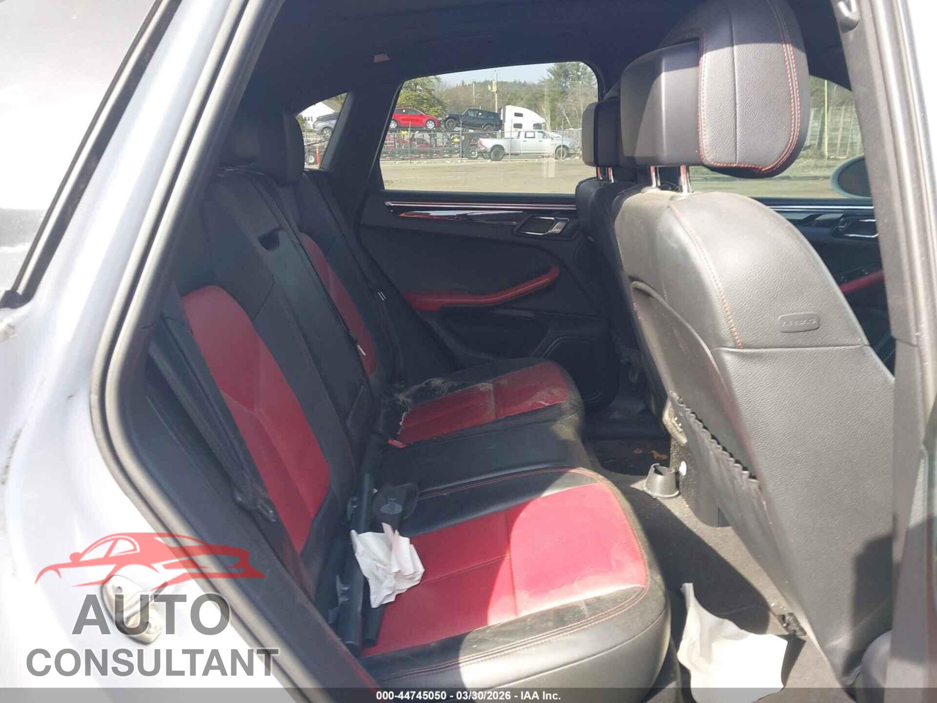 PORSCHE MACAN 2015 - WP1AB2A52FLB64537