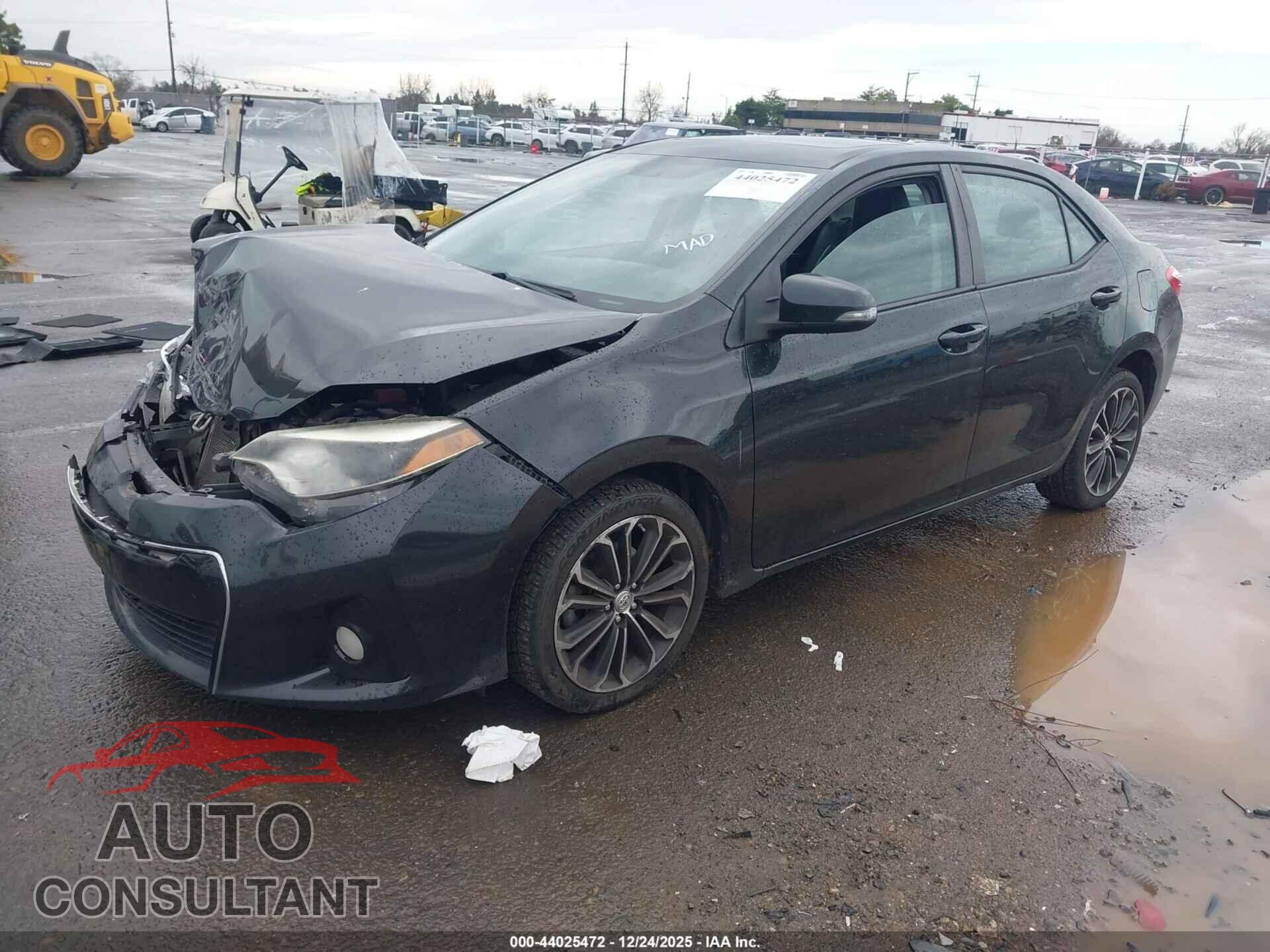 TOYOTA COROLLA 2015 - 2T1BURHEXFC281367