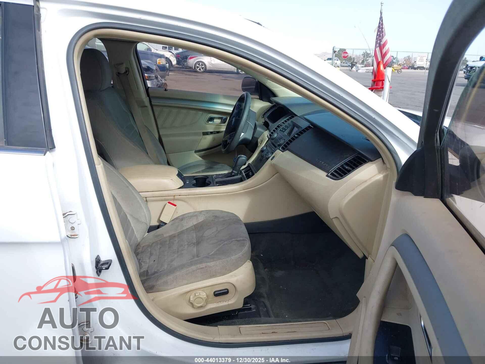 FORD TAURUS 2014 - 1FAHP2D84EG182445