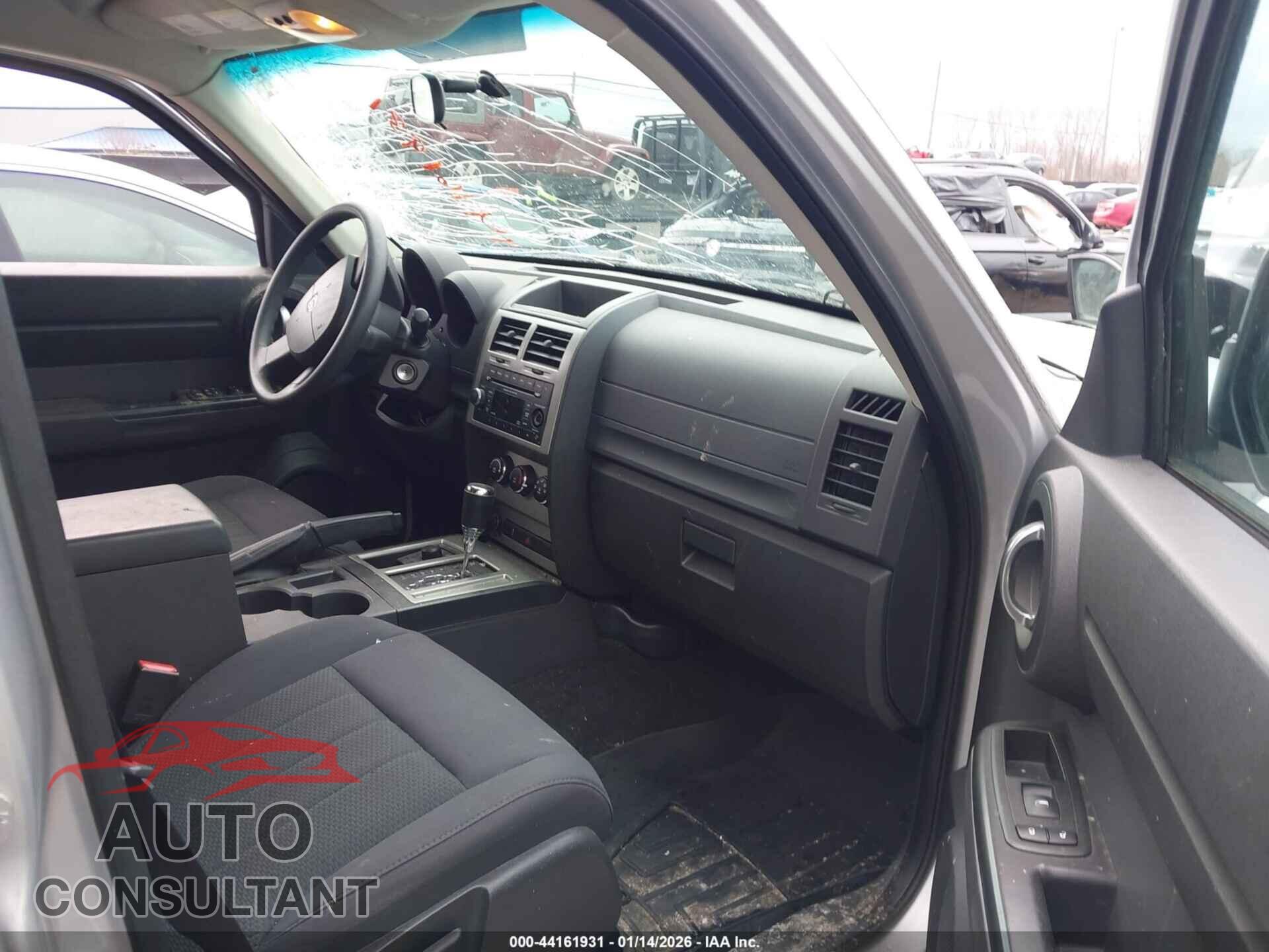 DODGE NITRO 2011 - 1D4PU4GK5BW590801