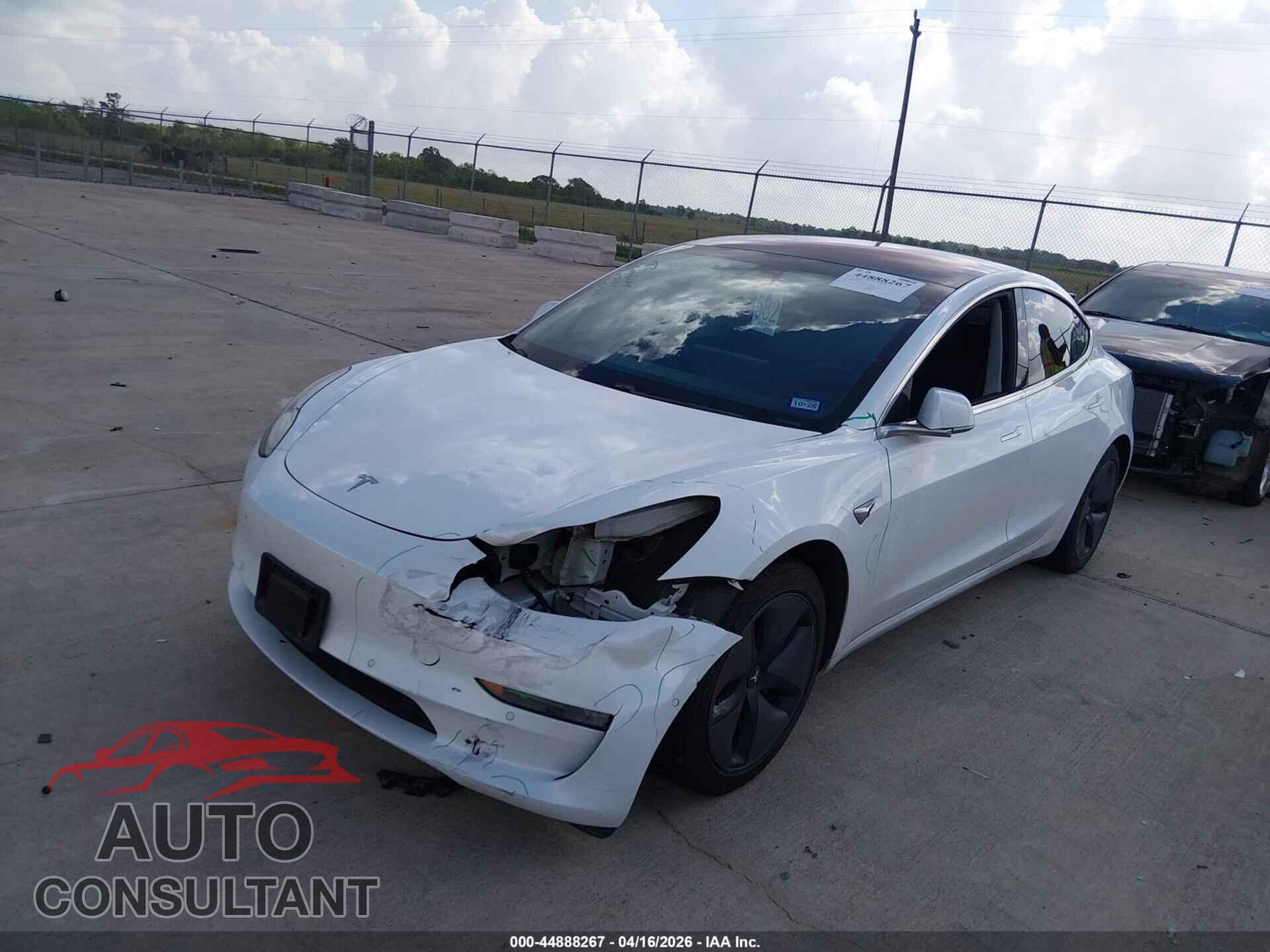 TESLA MODEL 3 2018 - 5YJ3E1EA1JF035221
