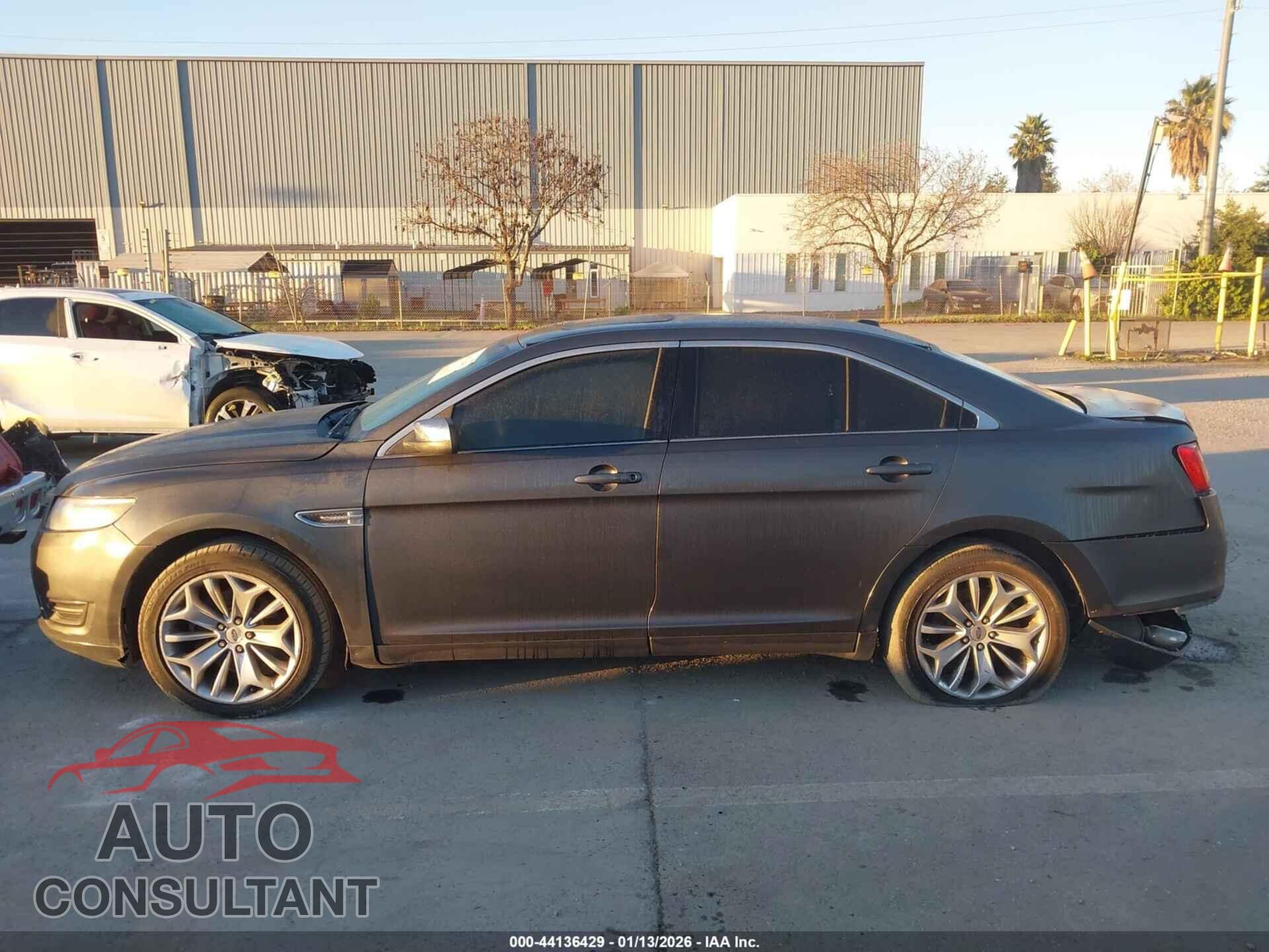 FORD TAURUS 2017 - 1FAHP2F8XHG113034