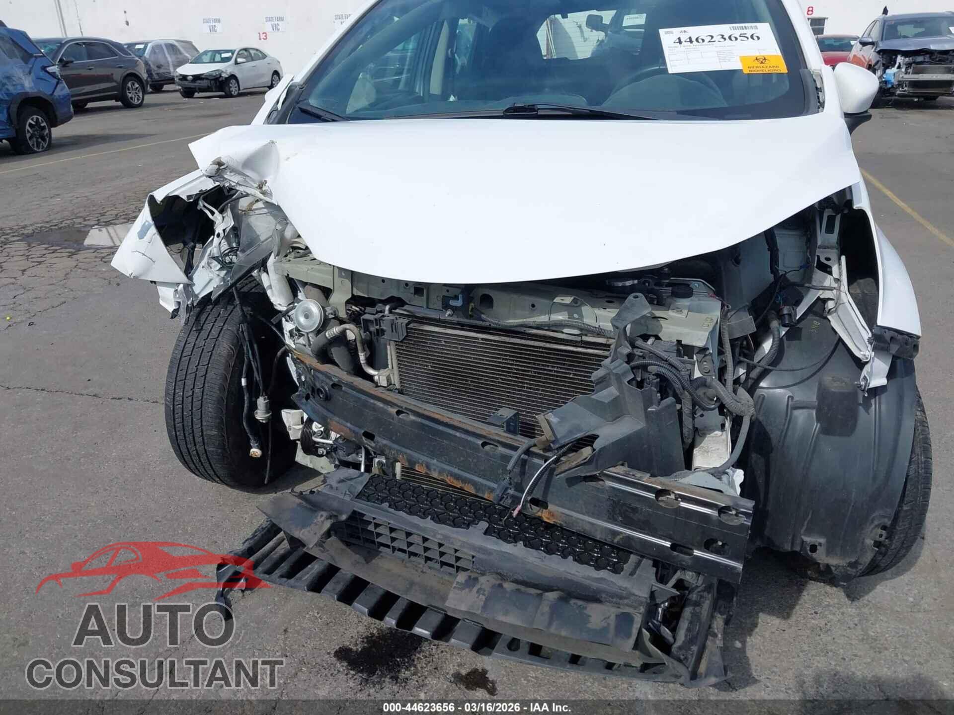 NISSAN VERSA NOTE 2017 - 3N1CE2CP8HL370472