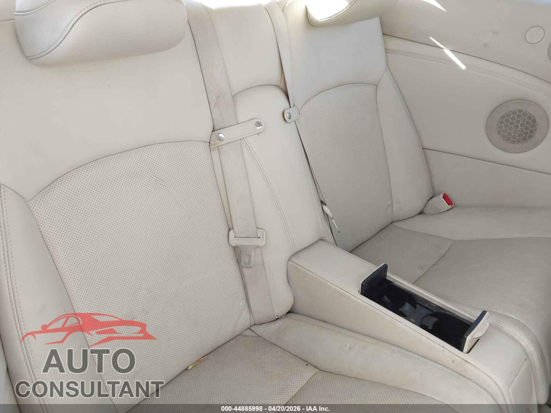 LEXUS IS 250C 2010 - JTHFF2C20A2512685