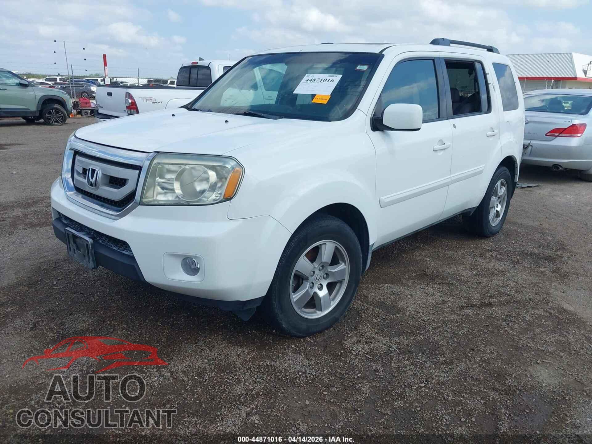 HONDA PILOT 2011 - 5FNYF3H63BB020095