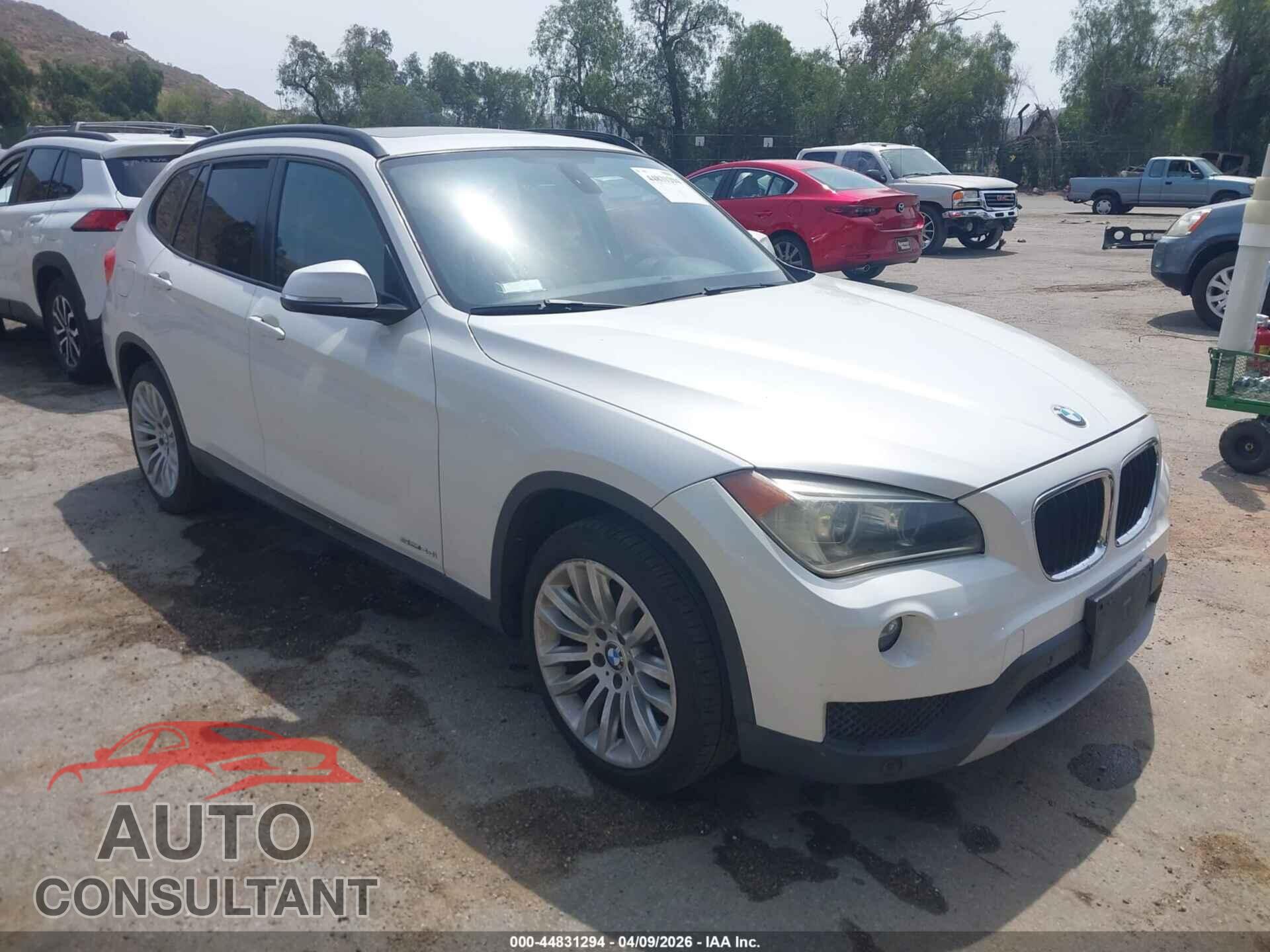 BMW X1 2014 - WBAVM1C50EVW51448