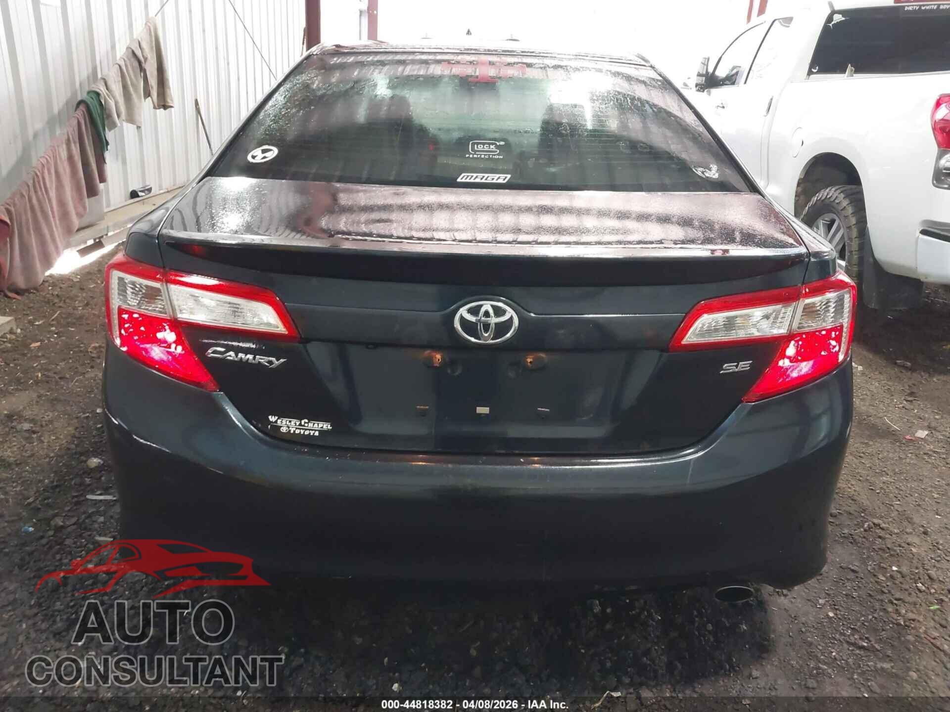 TOYOTA CAMRY 2014 - 4T1BF1FK1EU363473