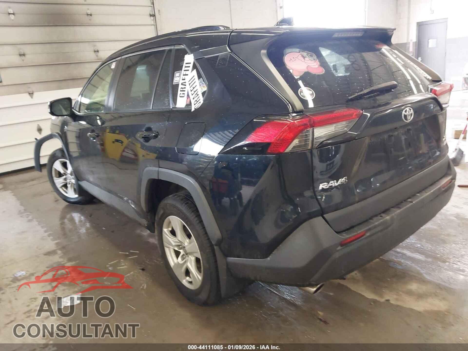 TOYOTA RAV4 2019 - JTMP1RFV8KD044228
