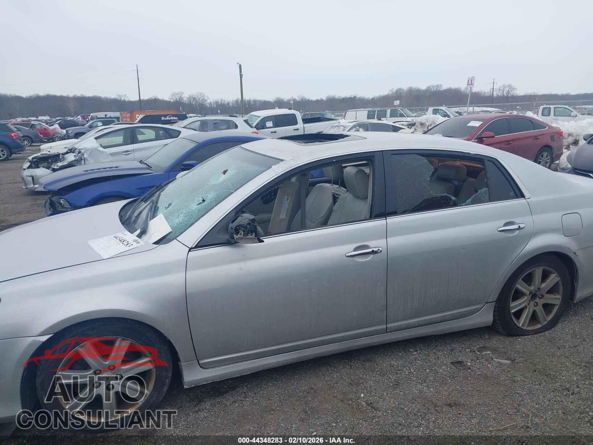 TOYOTA AVALON 2011 - 4T1BK3DB2BU420575