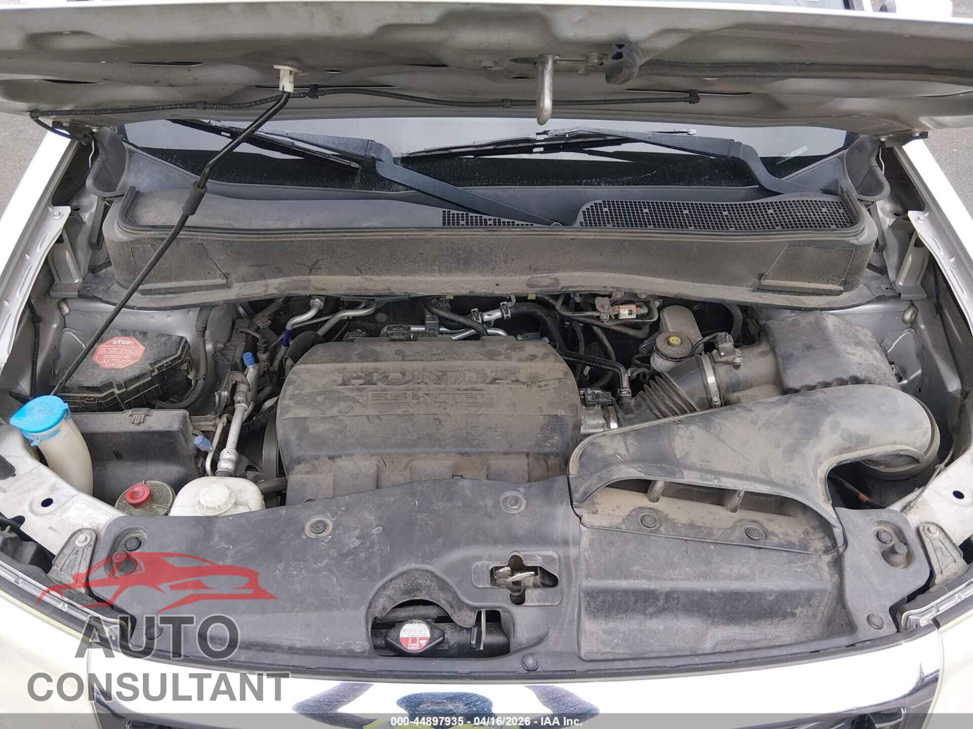 HONDA PILOT 2015 - 5FNYF3H31FB027770