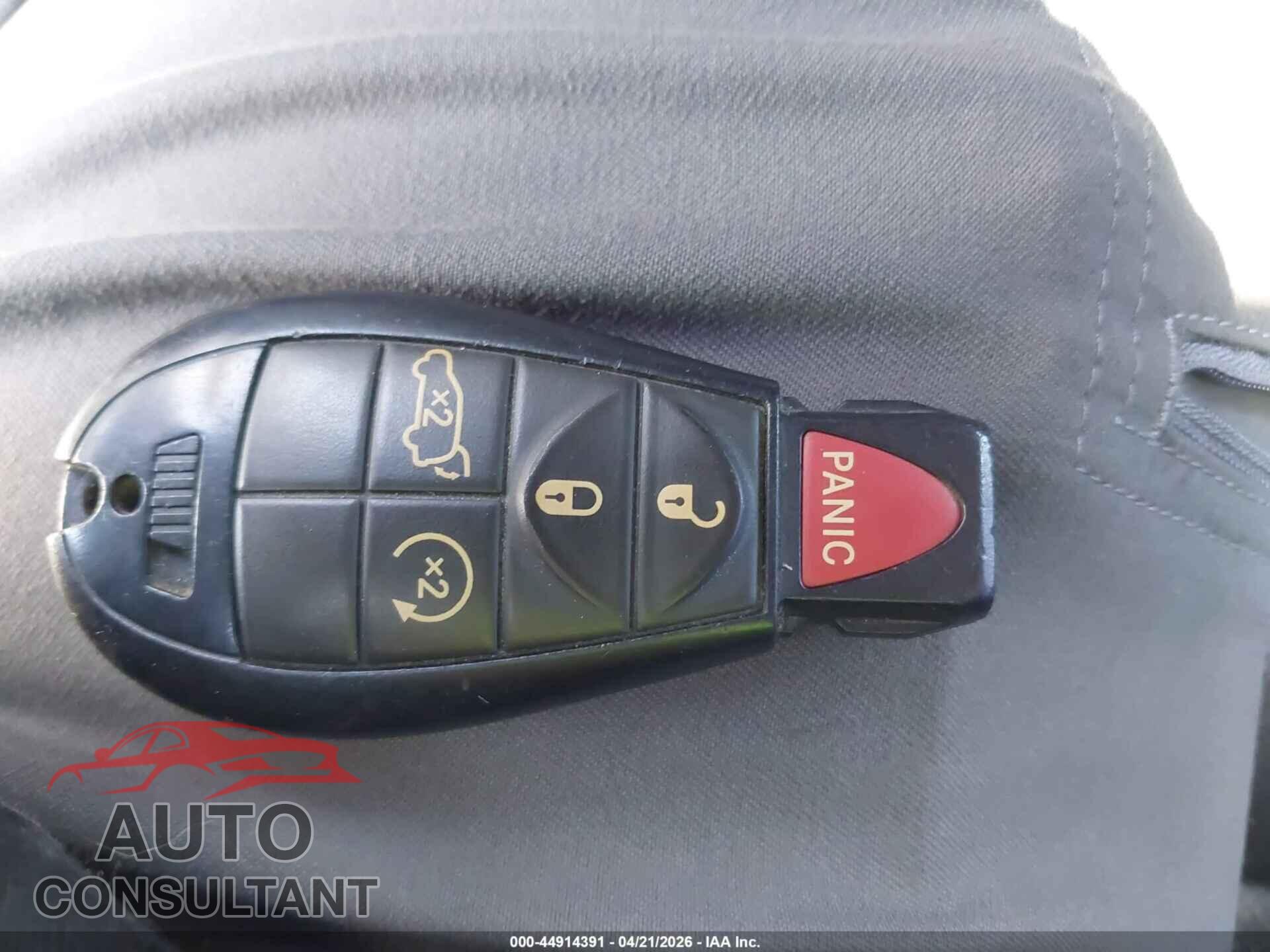 DODGE DURANGO 2013 - 1C4SDJET2DC688416