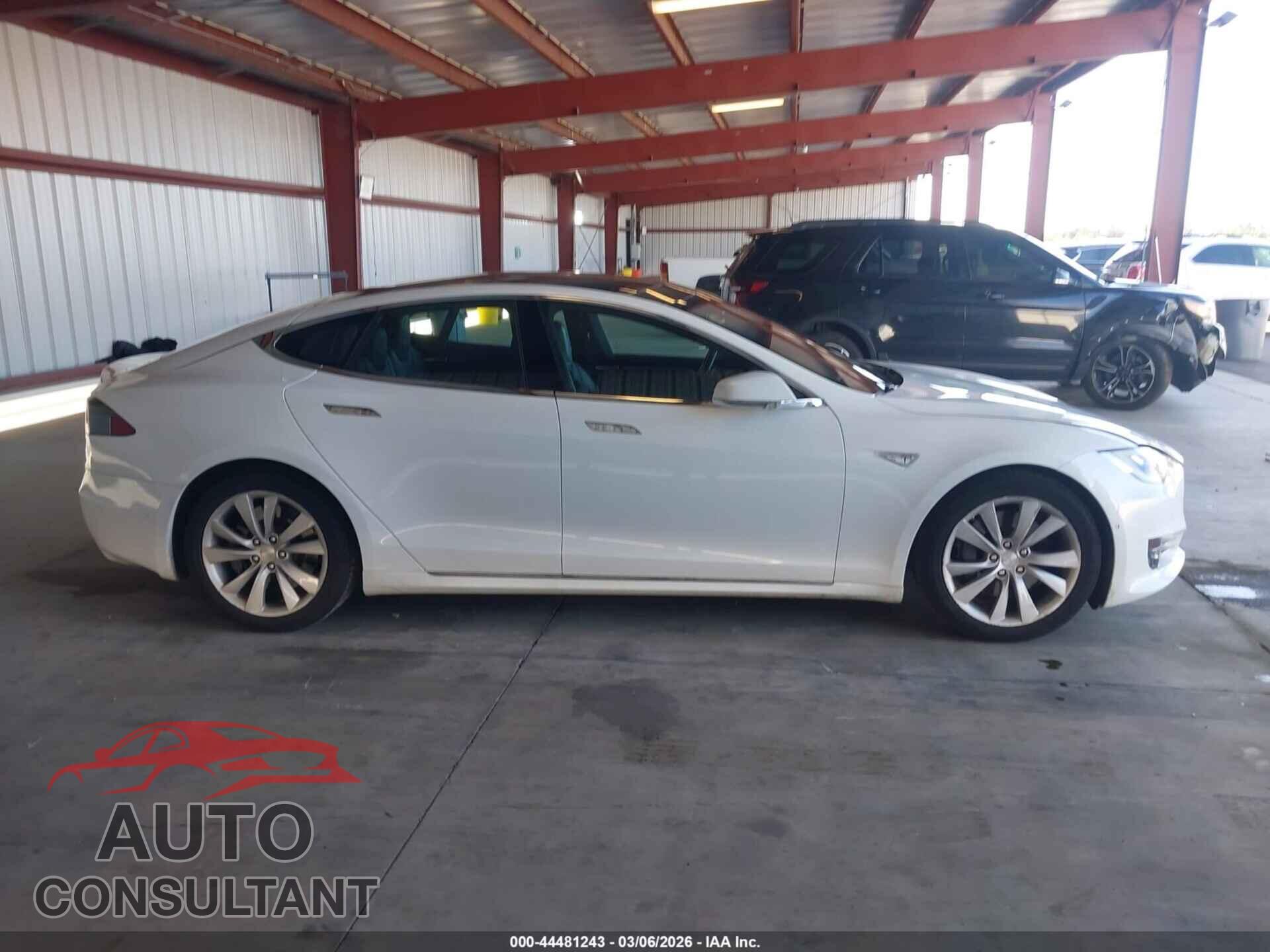 TESLA MODEL S 2016 - 5YJSA1E22GF150631