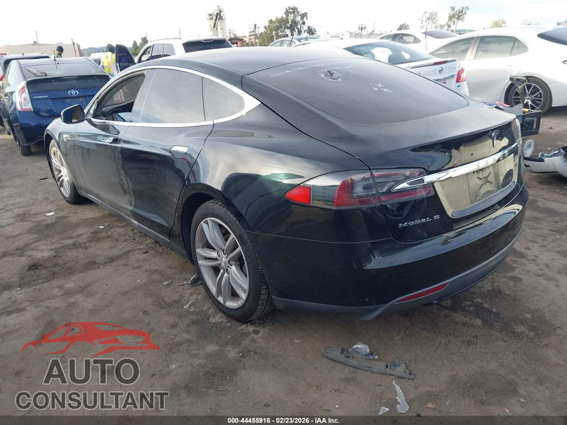 TESLA MODEL S 2015 - 5YJSA1S17FFP63662