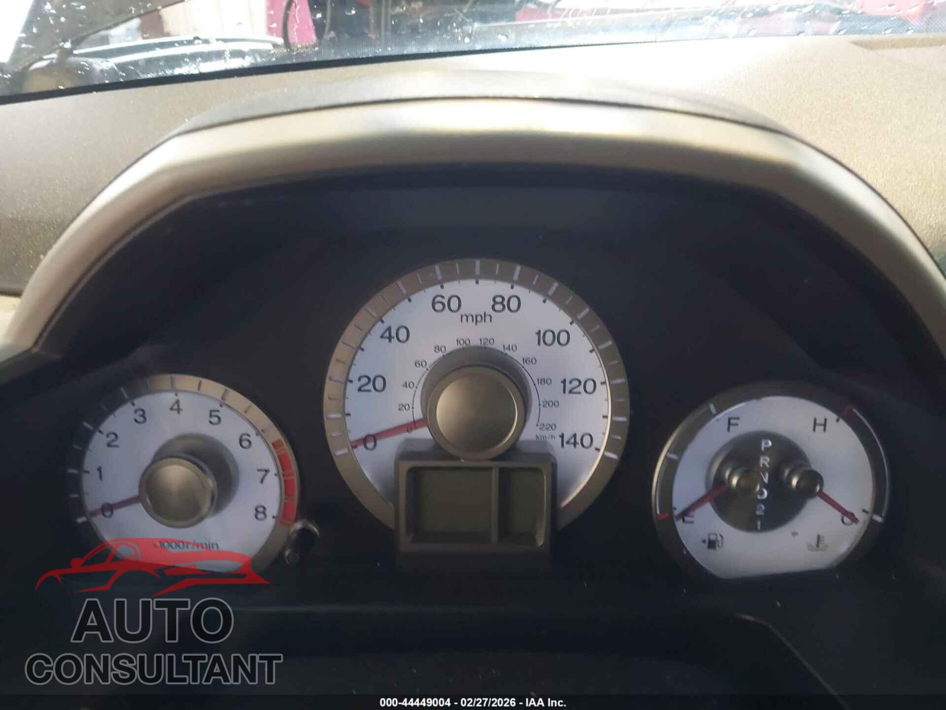 HONDA PILOT 2011 - 5FNYF4H2XBB015009