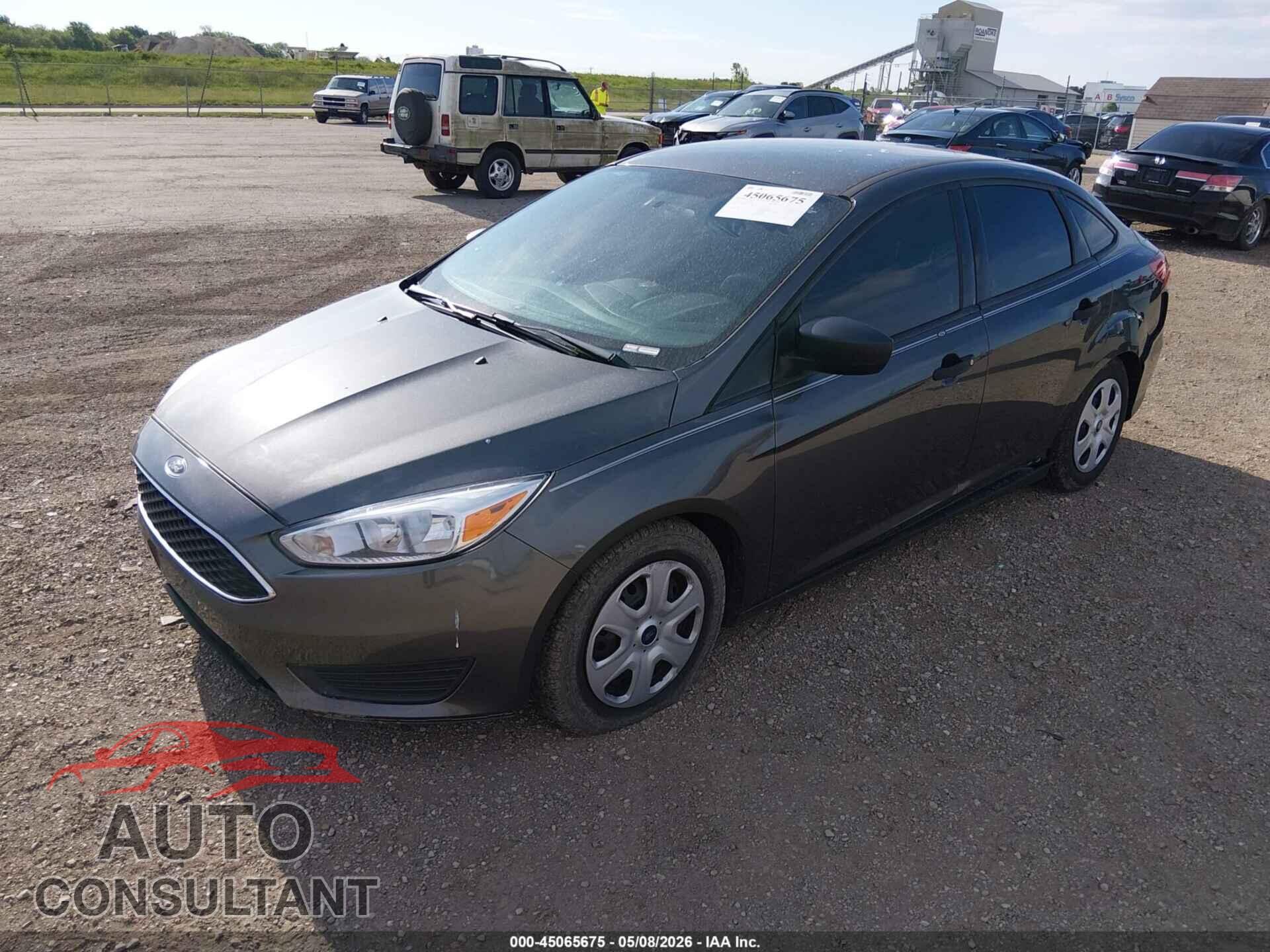 FORD FOCUS 2016 - 1FADP3E28GL371995