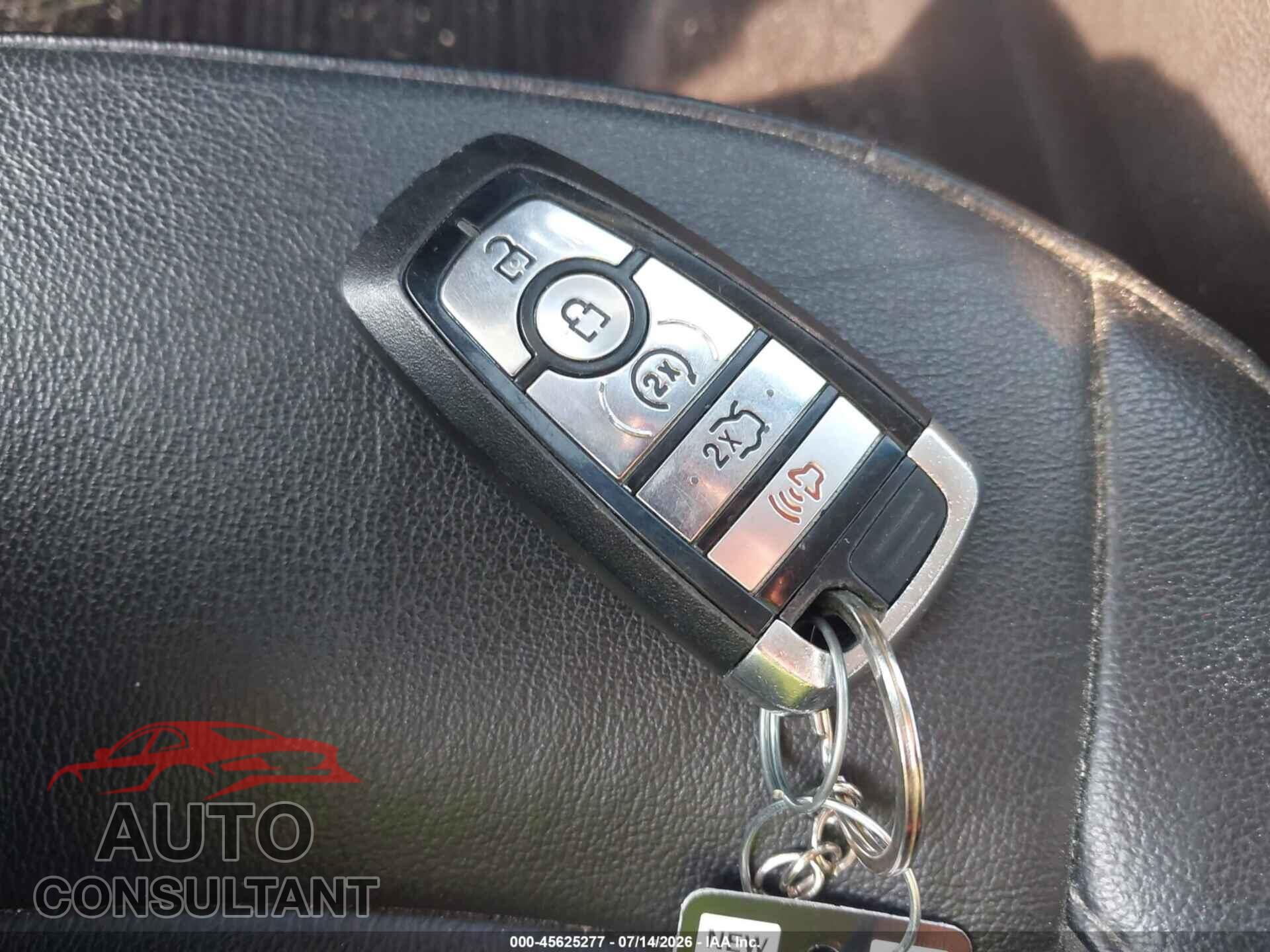 FORD EDGE 2017 - 2FMPK4J91HBC13493